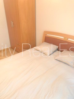 Sludinājumi. Fasādes māja, labiekārtots apzaļumots pagalms, slēgts pagalms, bezmaksas stāvvieta pagalmā, ieeja Cena: 700 EUR/mēn Foto #20