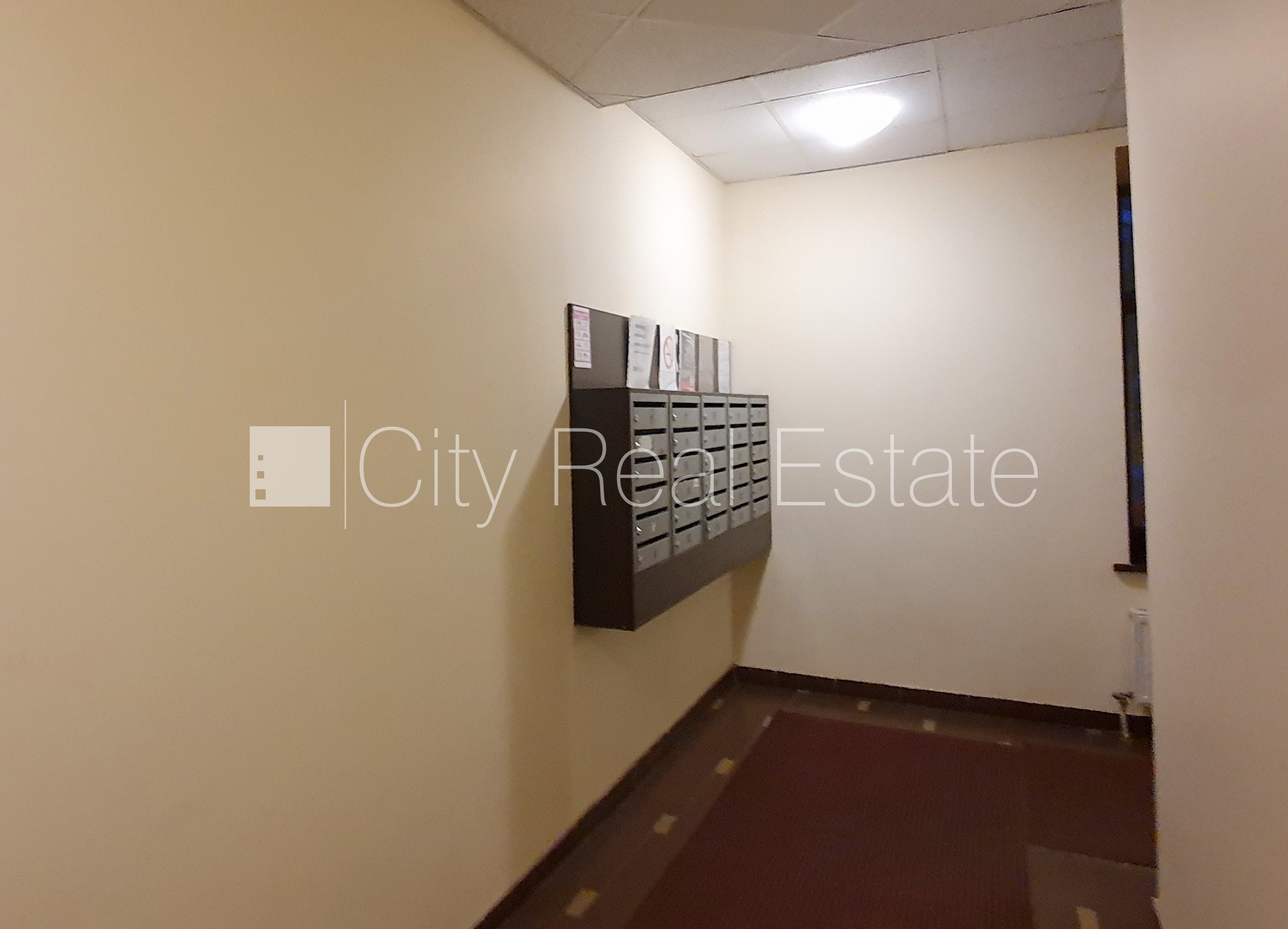 Sludinājumi. Šo dzīvokli izīrē pa diennaktīm (īstermiņa īre), īres cena sludinājumā norādīta par vienu diennakts Cena: 60 EUR/mēn Foto #14