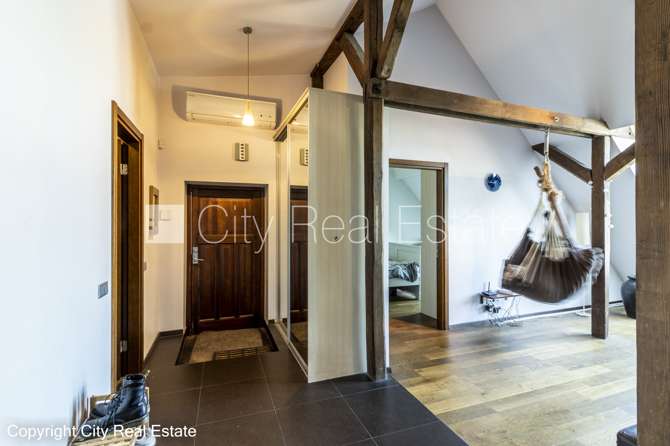 Sludinājumi. Šo dzīvokli izīrē pa diennaktīm (īstermiņa īre), īres cena sludinājumā norādīta par vienu diennakts Cena: 170 EUR/mēn Foto #21