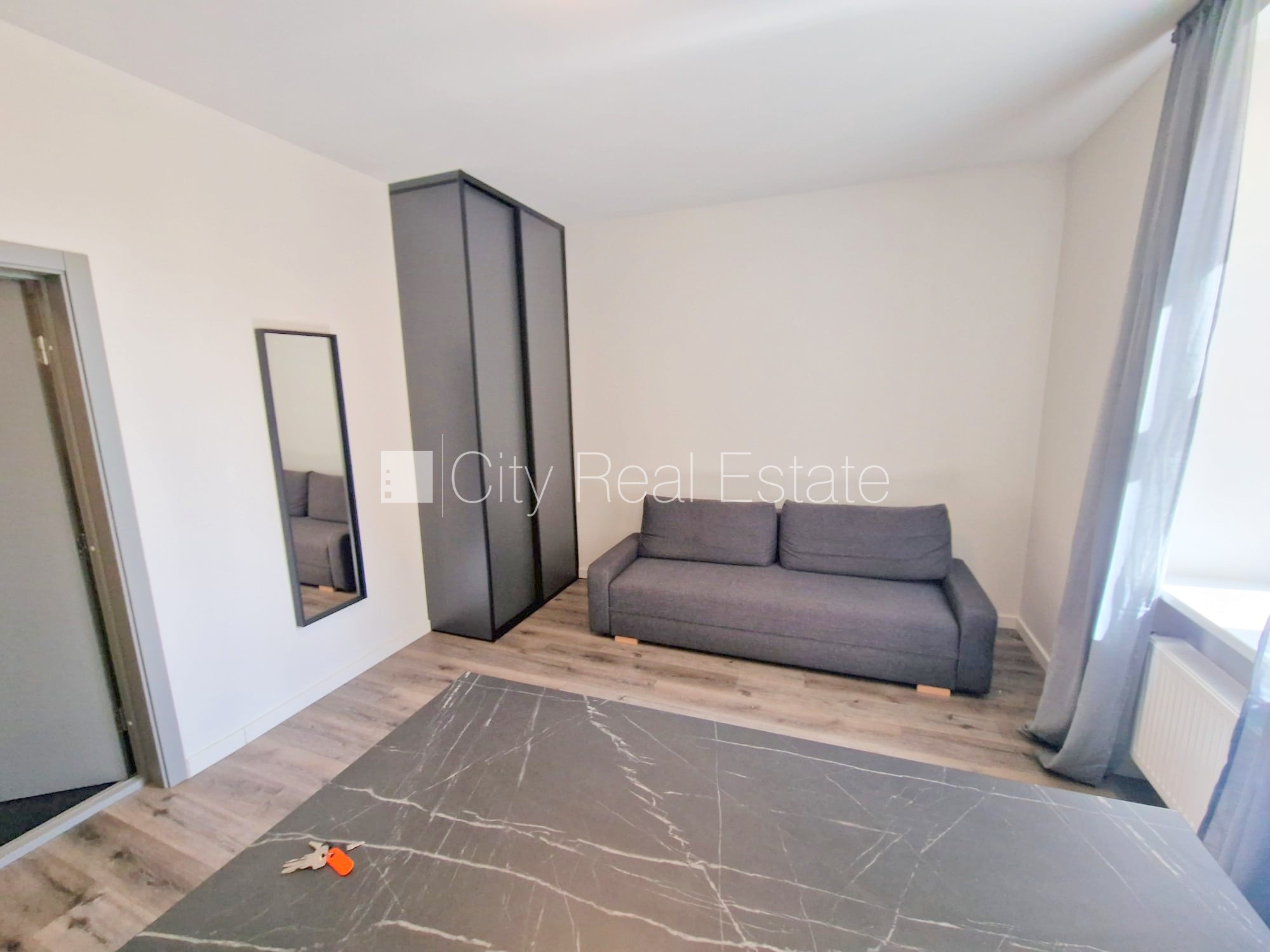 Sludinājumi. Projekts - Matīsa 38, pagalma māja, renovēta māja, slēgts pagalms, ieeja no ielas un pagalma, kāpņu Cena: 350 EUR/mēn Foto #13