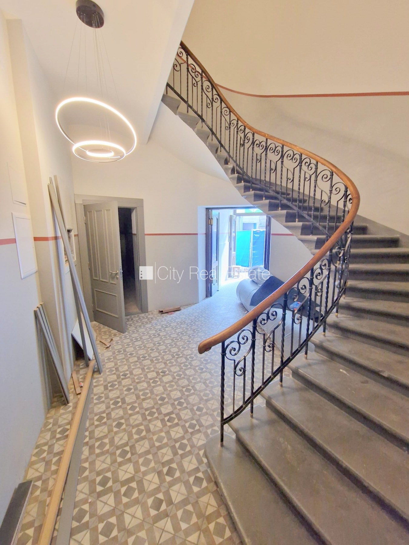 Sludinājumi. Projekts - Matīsa 38, pagalma māja, renovēta māja, slēgts pagalms, ieeja no ielas un pagalma, kāpņu Cena: 400 EUR/mēn Foto #14