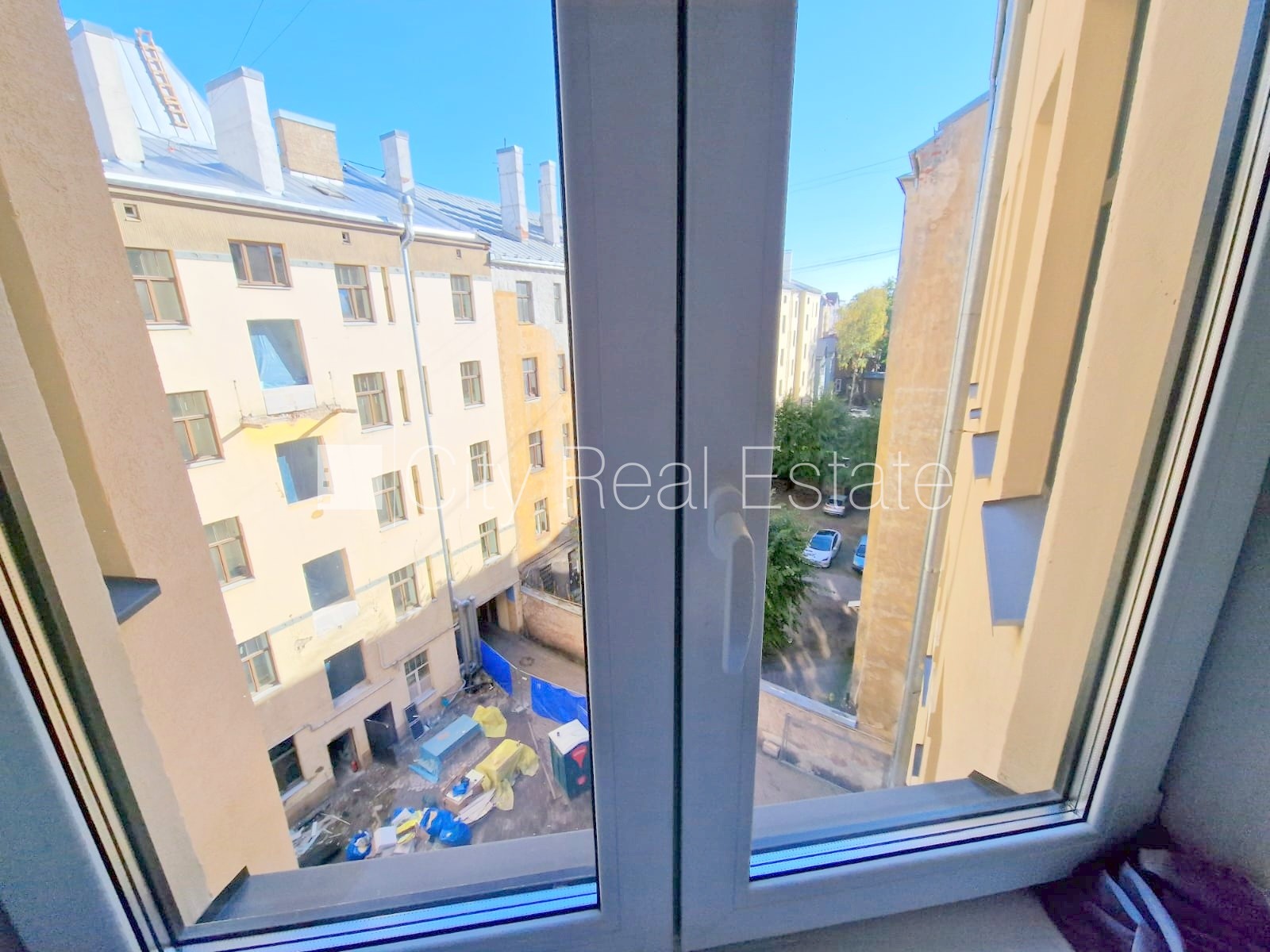 Sludinājumi. Projekts - Matīsa 38, pagalma māja, renovēta māja, slēgts pagalms, ieeja no ielas un pagalma, kāpņu Cena: 400 EUR/mēn Foto #9