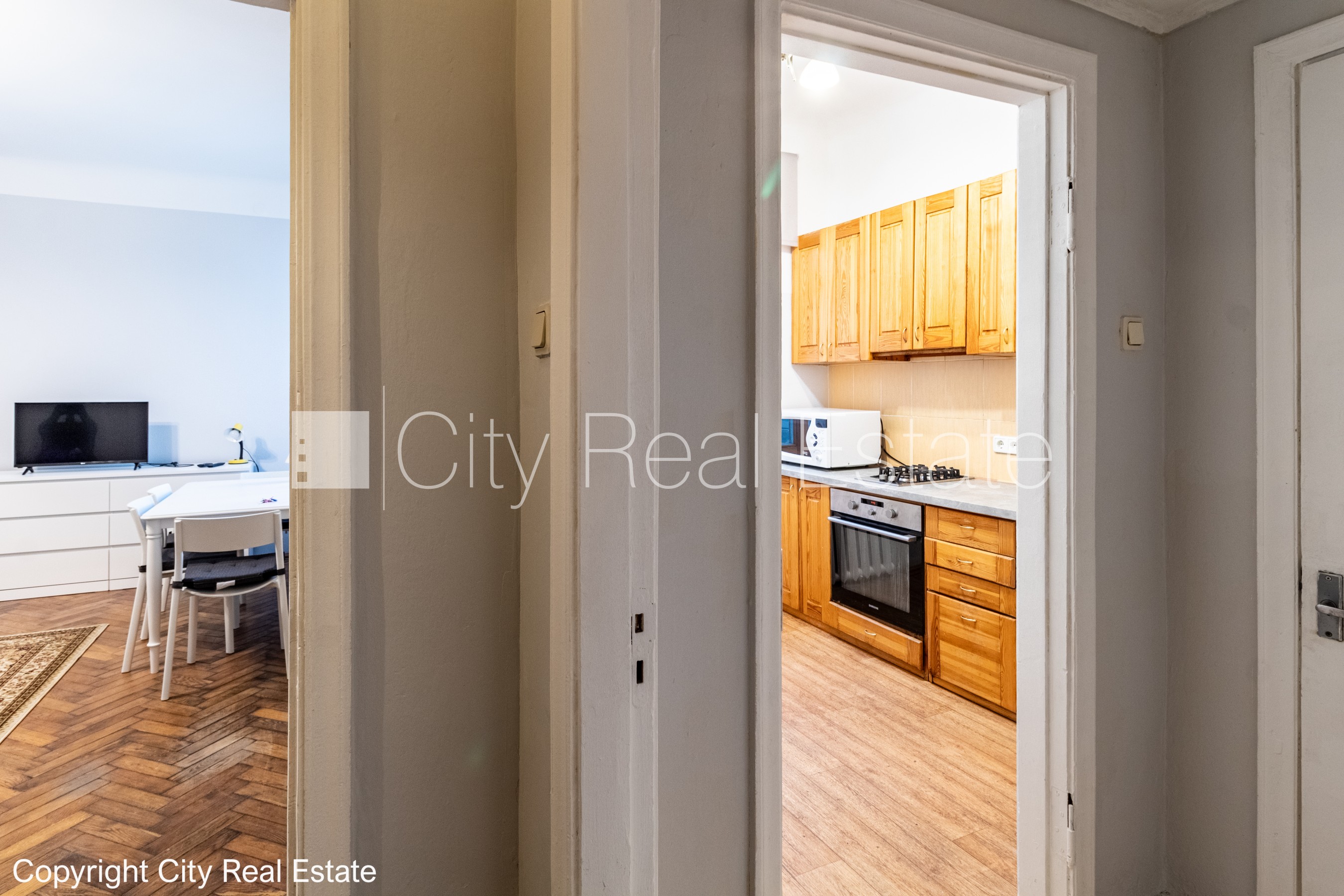 Sludinājumi. Šo dzīvokli izīrē pa diennaktīm (īstermiņa īre), īres cena sludinājumā norādīta par vienu diennakts Cena: 90 EUR/mēn Foto #17