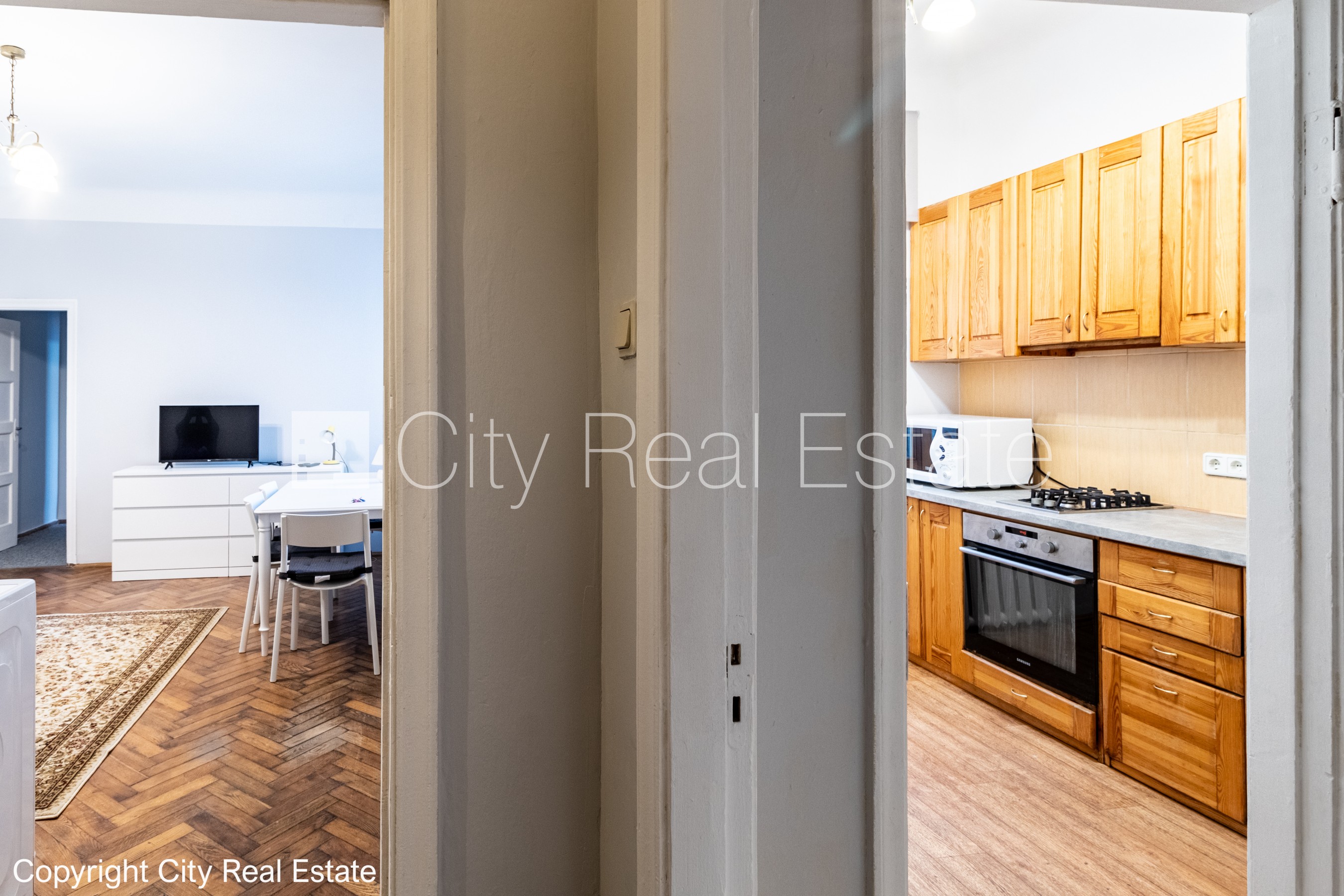 Sludinājumi. Šo dzīvokli izīrē pa diennaktīm (īstermiņa īre), īres cena sludinājumā norādīta par vienu diennakts Cena: 90 EUR/mēn Foto #18