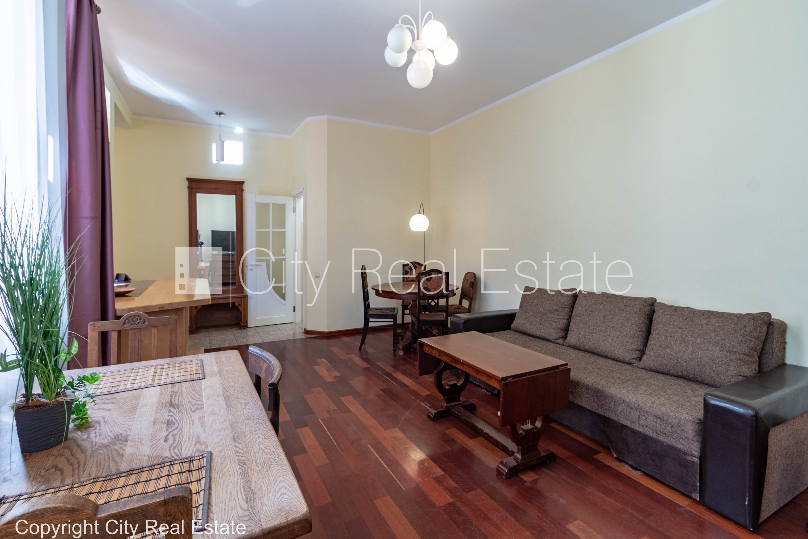 Sludinājumi. Šo dzīvokli izīrē pa diennaktīm (īstermiņa īre), īres cena sludinājumā norādīta par vienu diennakts Cena: 90 EUR/mēn Foto #23