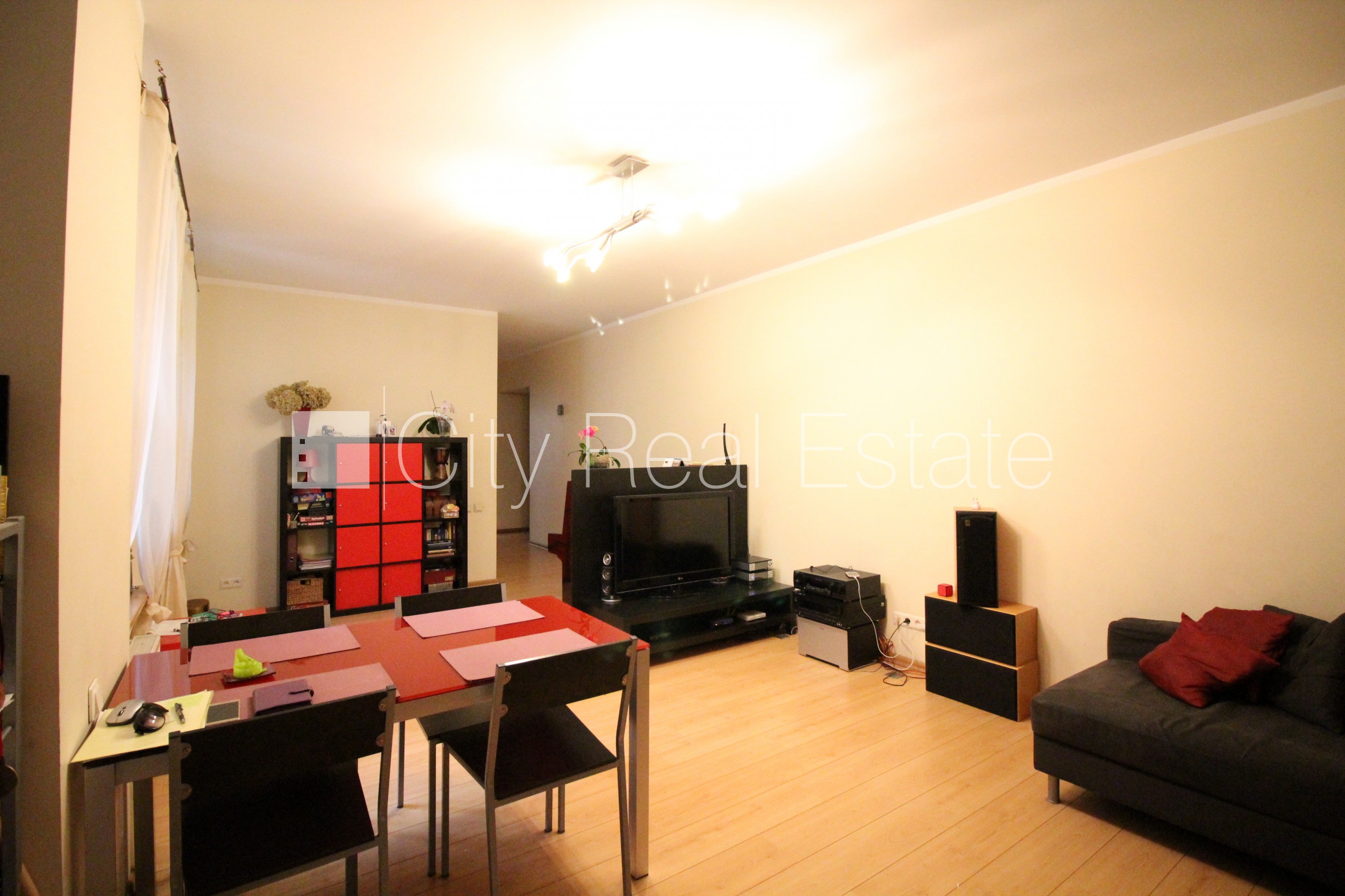 Sludinājumi. Šo dzīvokli izīrē pa diennaktīm (īstermiņa īre), īres cena sludinājumā norādīta par vienu diennakts Cena: 70 EUR/mēn Foto #10