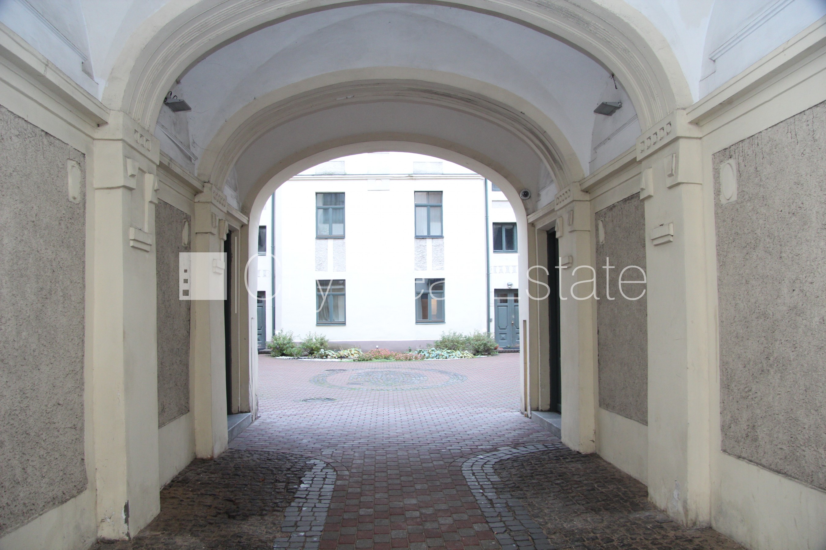 Sludinājumi. Šo dzīvokli izīrē pa diennaktīm (īstermiņa īre), īres cena sludinājumā norādīta par vienu diennakts Cena: 70 EUR/mēn Foto #2