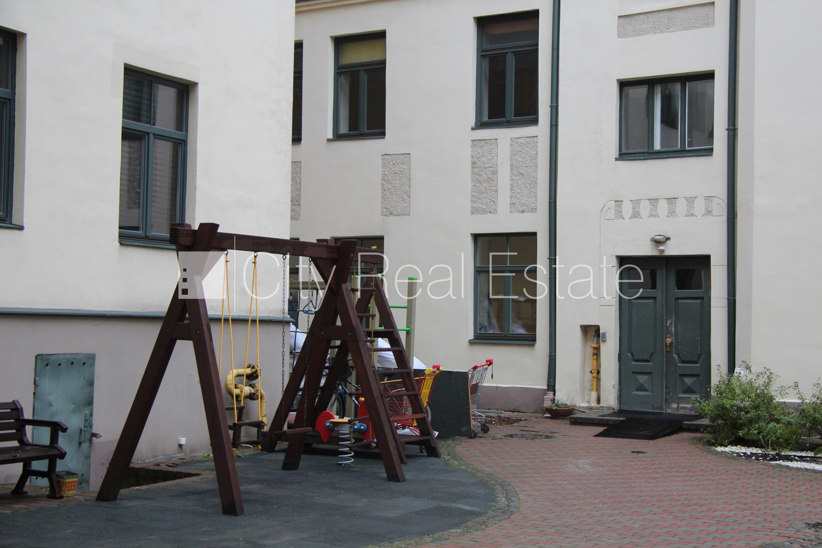 Sludinājumi. Šo dzīvokli izīrē pa diennaktīm (īstermiņa īre), īres cena sludinājumā norādīta par vienu diennakts Cena: 70 EUR/mēn Foto #4