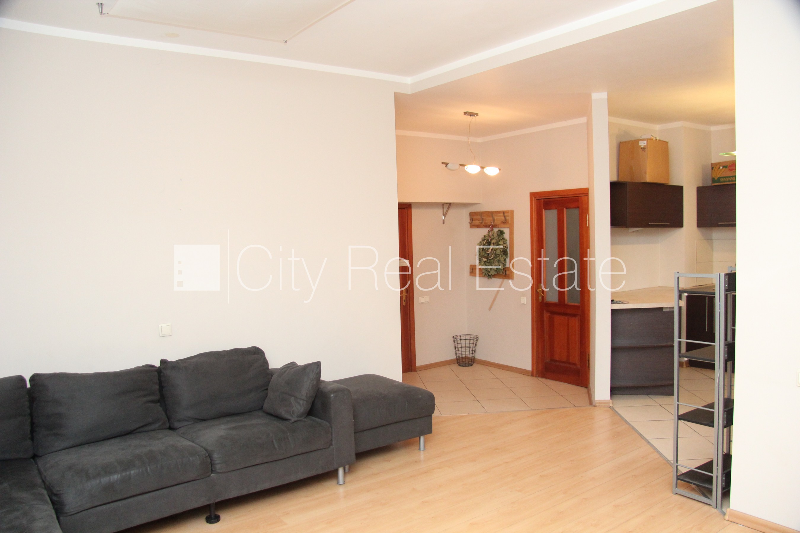 Sludinājumi. Šo dzīvokli izīrē pa diennaktīm (īstermiņa īre), īres cena sludinājumā norādīta par vienu diennakts Cena: 70 EUR/mēn Foto #6