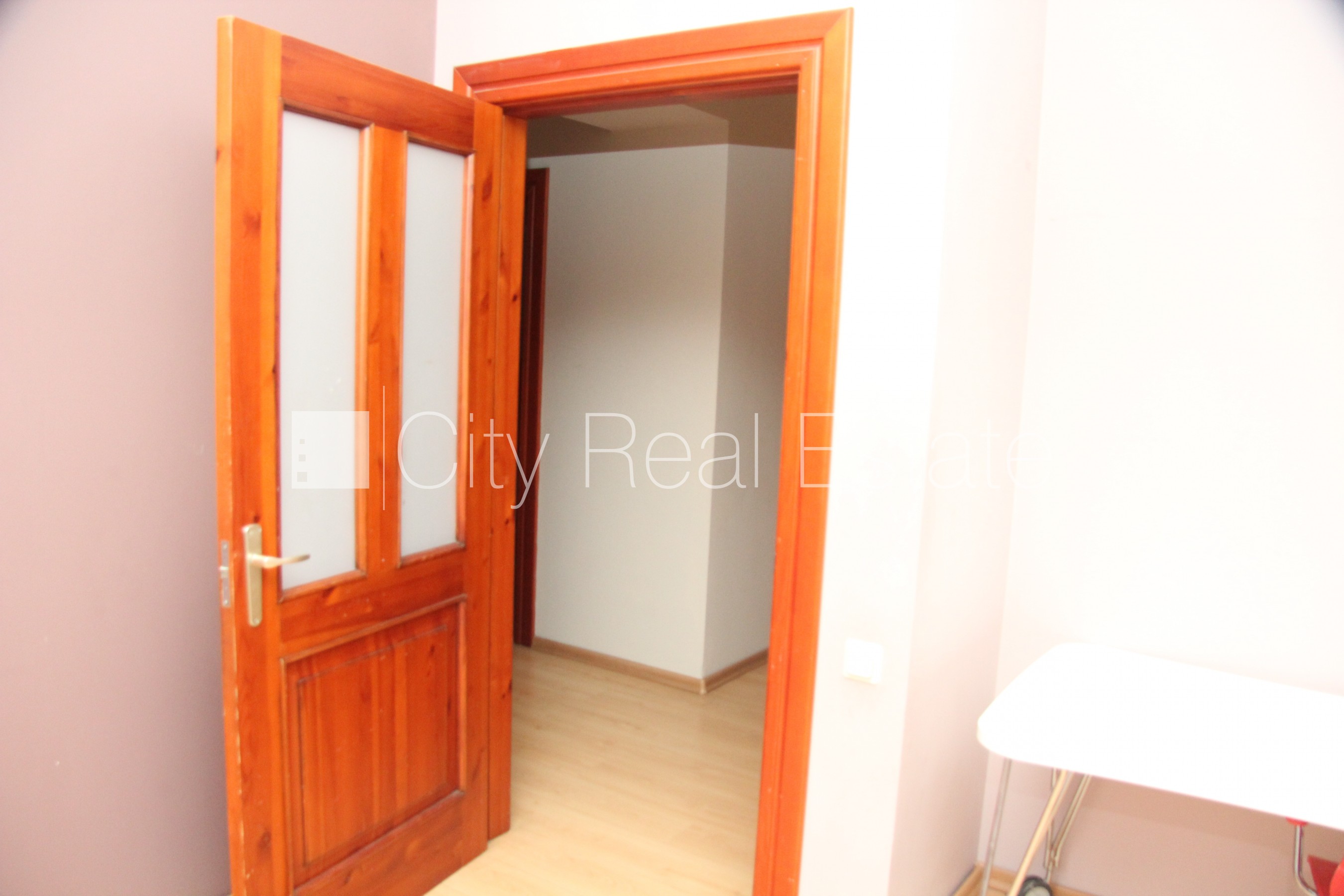 Sludinājumi. Šo dzīvokli izīrē pa diennaktīm (īstermiņa īre), īres cena sludinājumā norādīta par vienu diennakts Cena: 70 EUR/mēn Foto #14