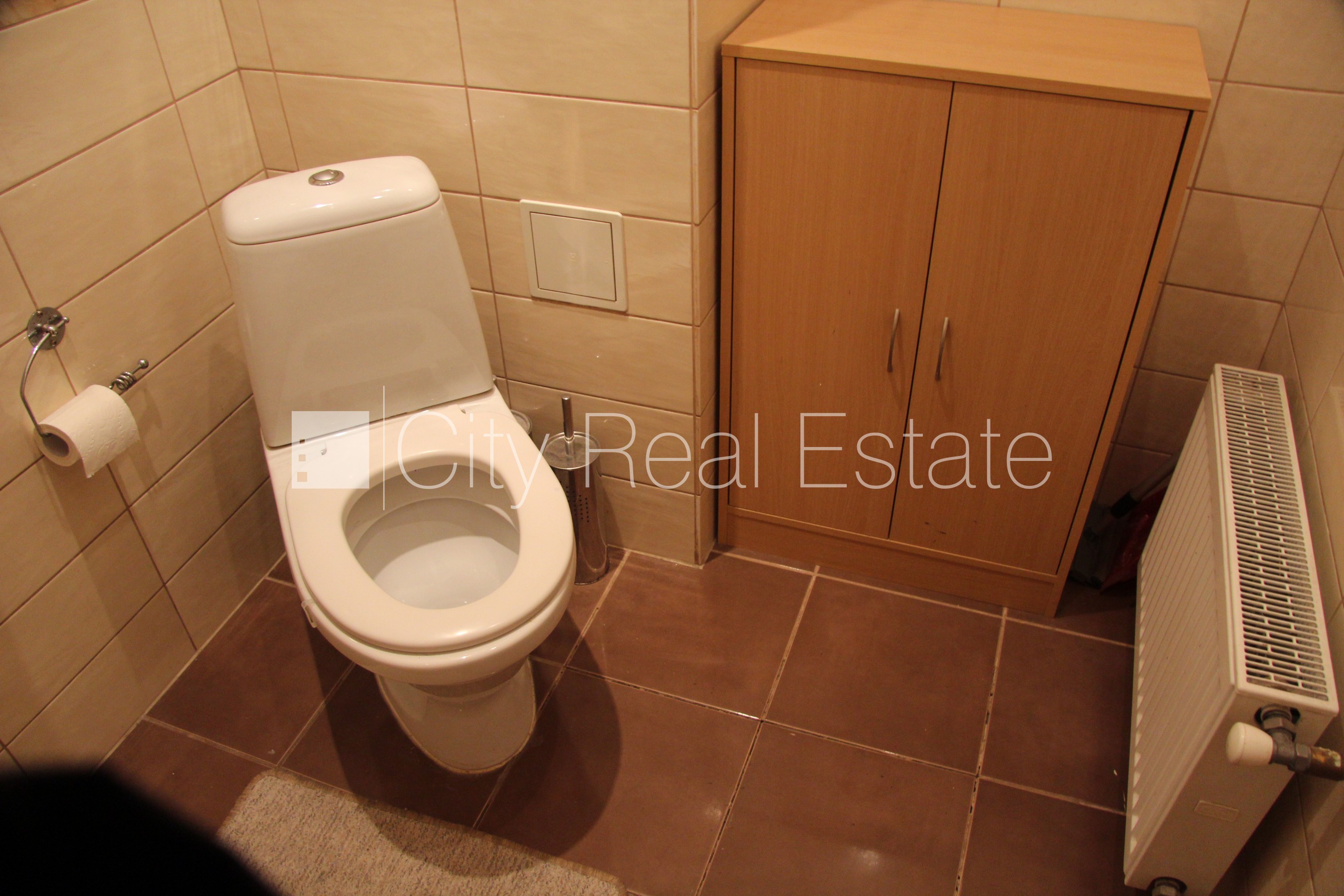 Sludinājumi. Šo dzīvokli izīrē pa diennaktīm (īstermiņa īre), īres cena sludinājumā norādīta par vienu diennakts Cena: 70 EUR/mēn Foto #18