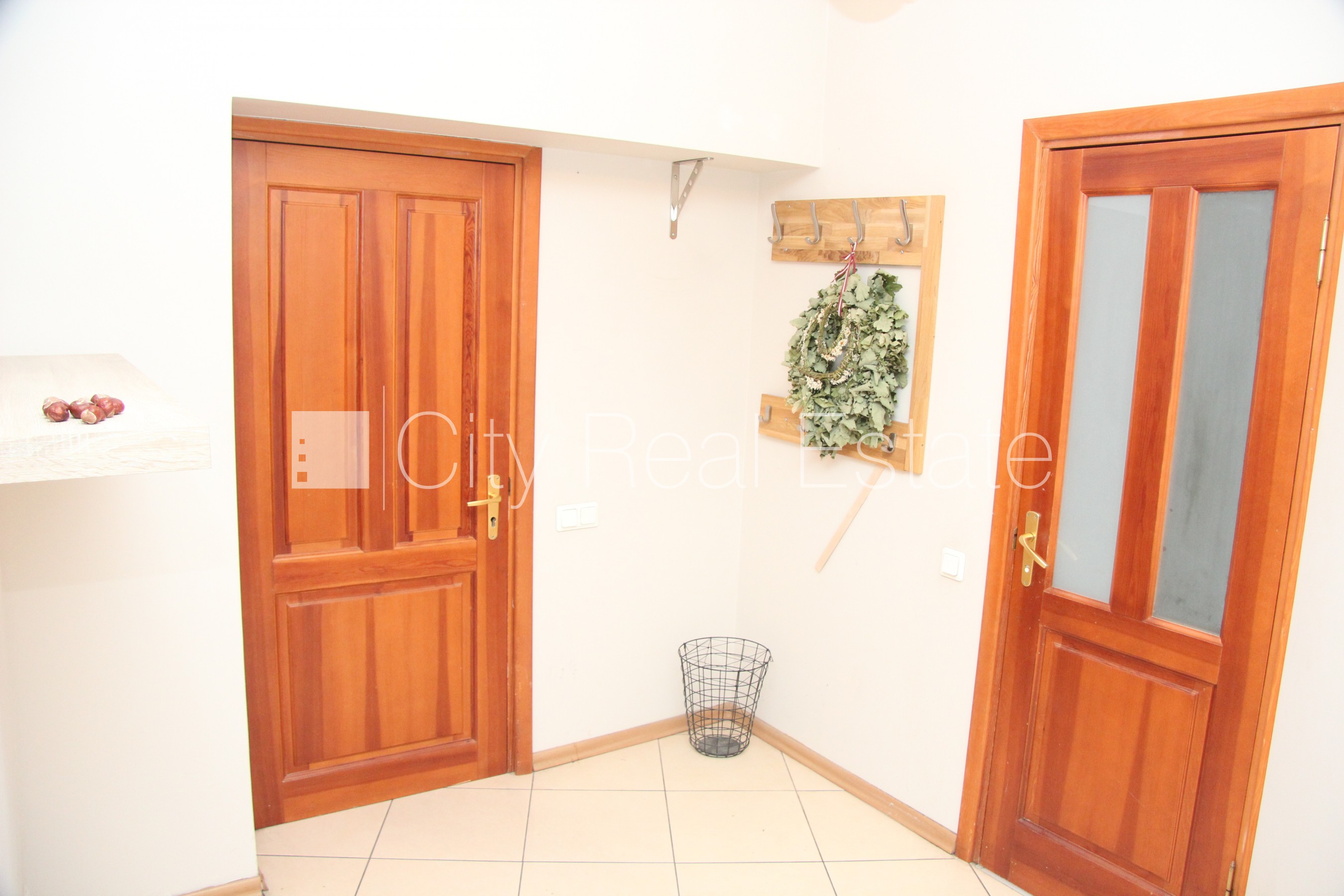 Sludinājumi. Šo dzīvokli izīrē pa diennaktīm (īstermiņa īre), īres cena sludinājumā norādīta par vienu diennakts Cena: 70 EUR/mēn Foto #19