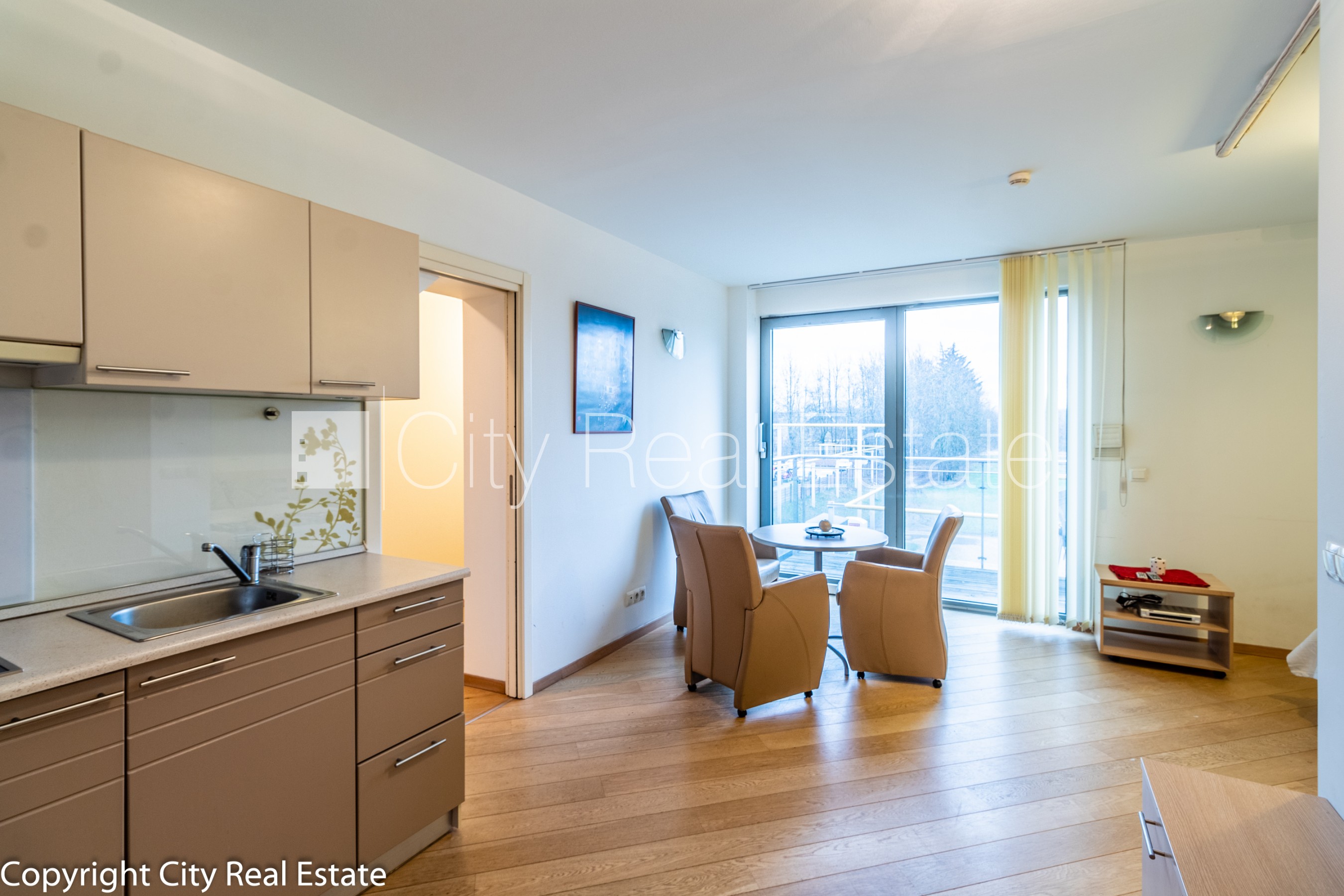 Sludinājumi. Projekts - Kuģu 26, jaunceltne, slēgta teritorija, iespēja nomāt autostāvvietu, apsargāts pagalms, Cena: 480 EUR/mēn Foto #2