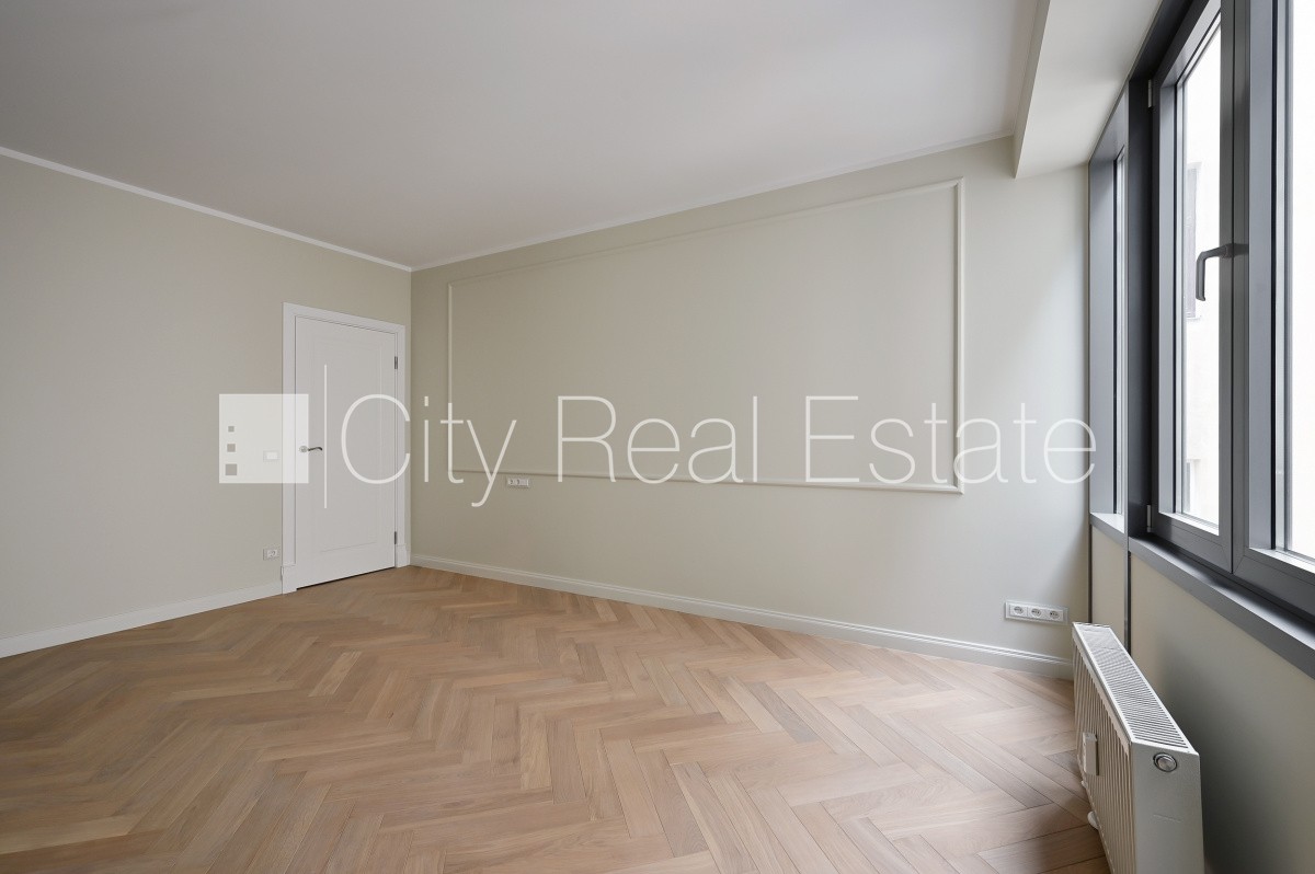 Sludinājumi. Projekts - Kalpaka Residence, ieeja no pagalma, balkons, terase, istabas izolētas 2 gab., istabas Cena: 410000 EUR Foto #7