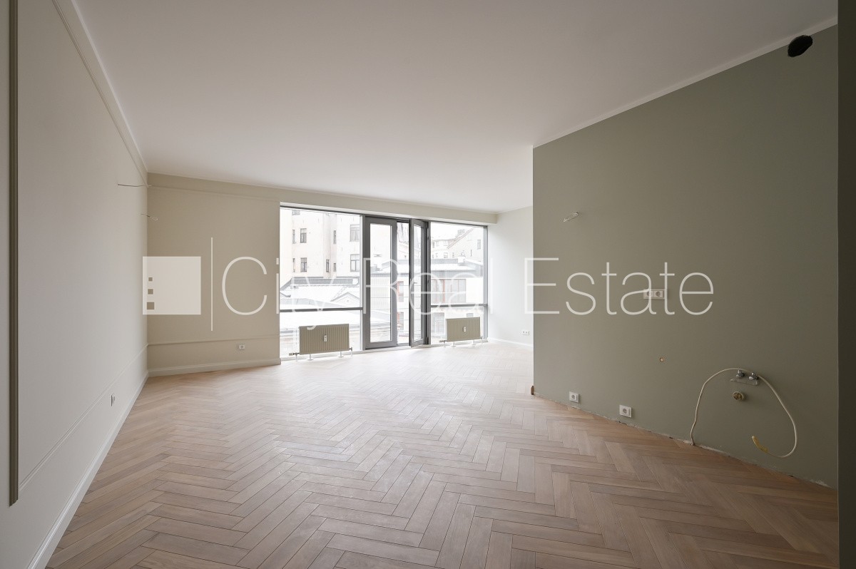 Sludinājumi. Projekts - Kalpaka Residence, ieeja no pagalma, balkons, terase, istabas izolētas 2 gab., istabas Cena: 410000 EUR Foto #1