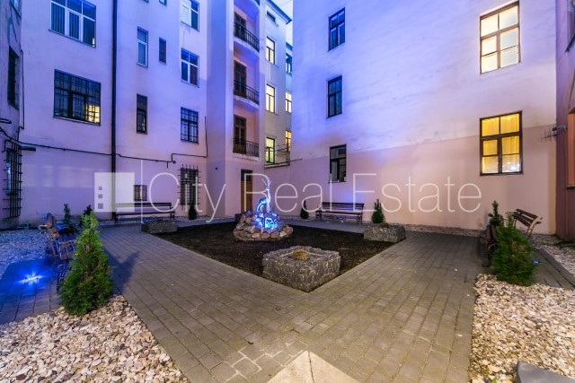 Sludinājumi. Projekts - Aleksandra Čaka 33, pagalma māja, labiekārtots apzaļumots pagalms, guļamistabu skaits 1 Cena: 420 EUR/mēn Foto #14