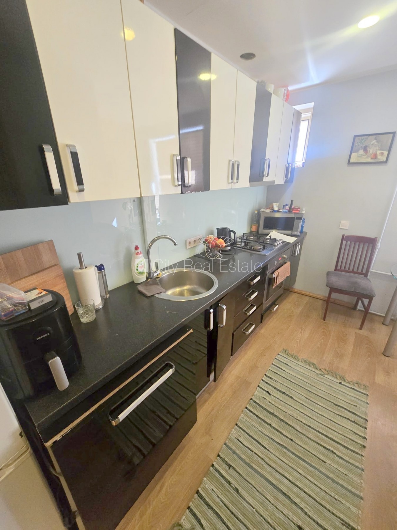 Sludinājumi. Zeme īpašumā, pagalma māja, slēgts pagalms, slēgta teritorija, vieta automašīnai, ieeja no pagalma, Cena: 93000 EUR Foto #4