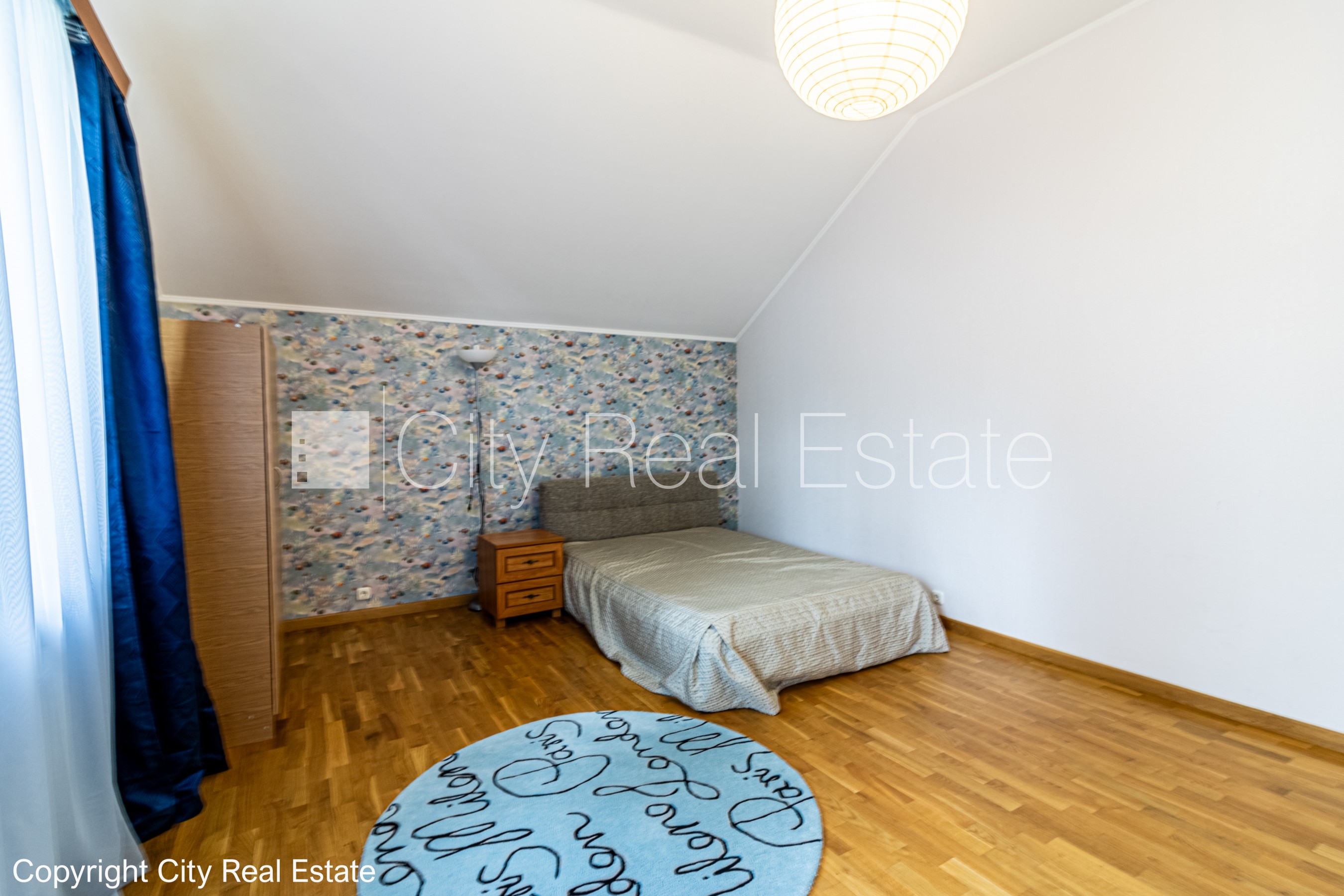 Объявление. Благоустроенная озеленённая территория, закрытая территория, гараж на одну машину, два балкона, Цена: 700000 EUR Foto #22