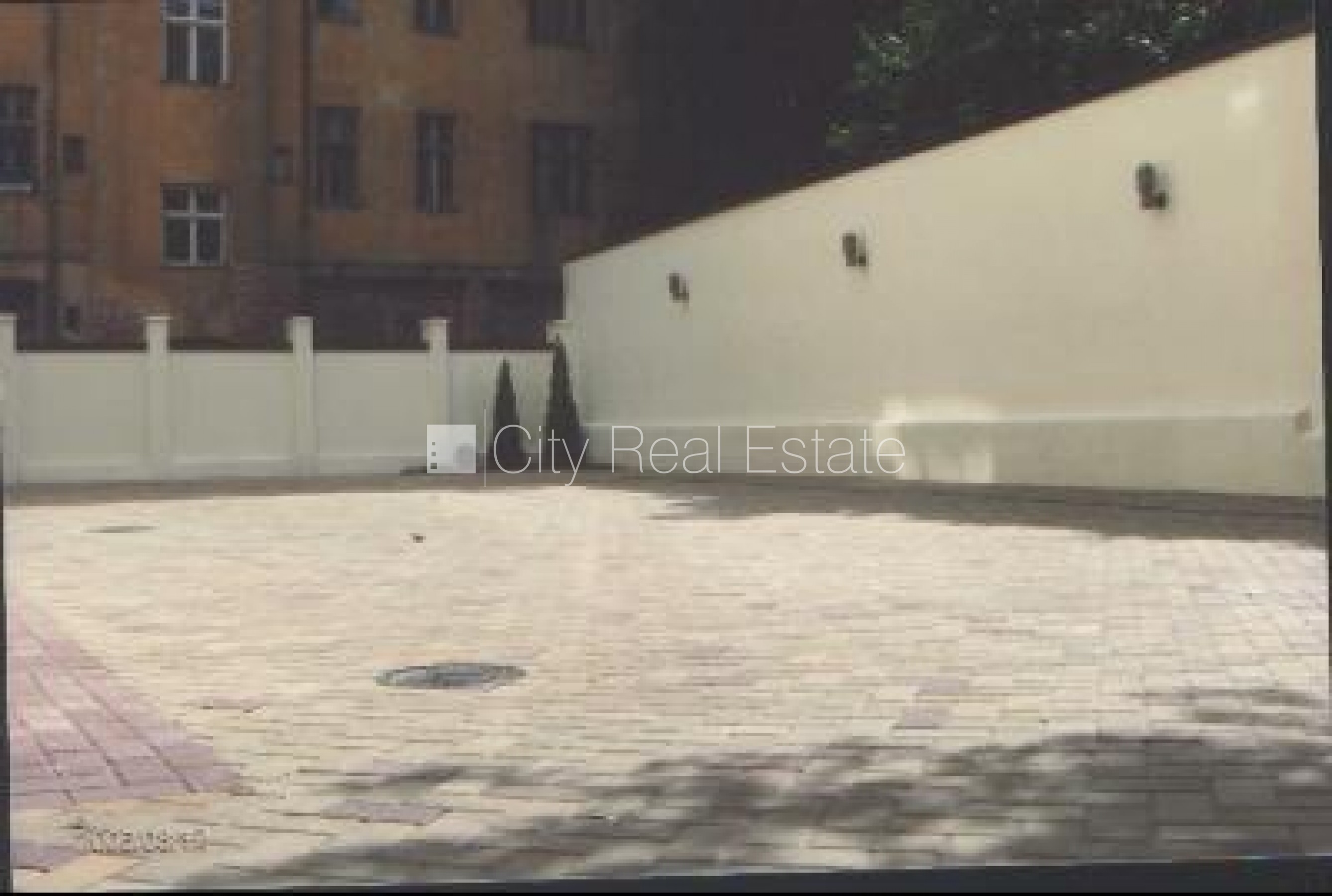 Sludinājumi. Renovēta māja, dzīvokļu skaits ēkā  5 gab., dzīvokļus nepārdod atsevišķi, bet visu īpašumu kopā, Cena: 920000 EUR Foto #7