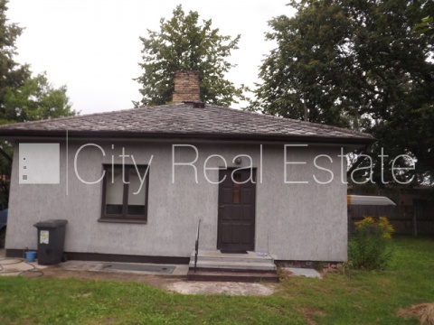 Sludinājumi. Fasādes māja, labiekārtots apzaļumots pagalms, slēgts pagalms, iežogota teritorija ar koka sētu, Cena: 170000 EUR Foto #14