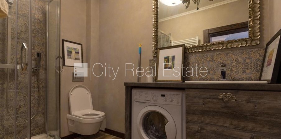 Sludinājumi. Zaļā teritorija, logi vērsti mājas abās pusēs, istabas izolētas, studio tipa, virtuve apvienota ar Cena: 160000 EUR Foto #14