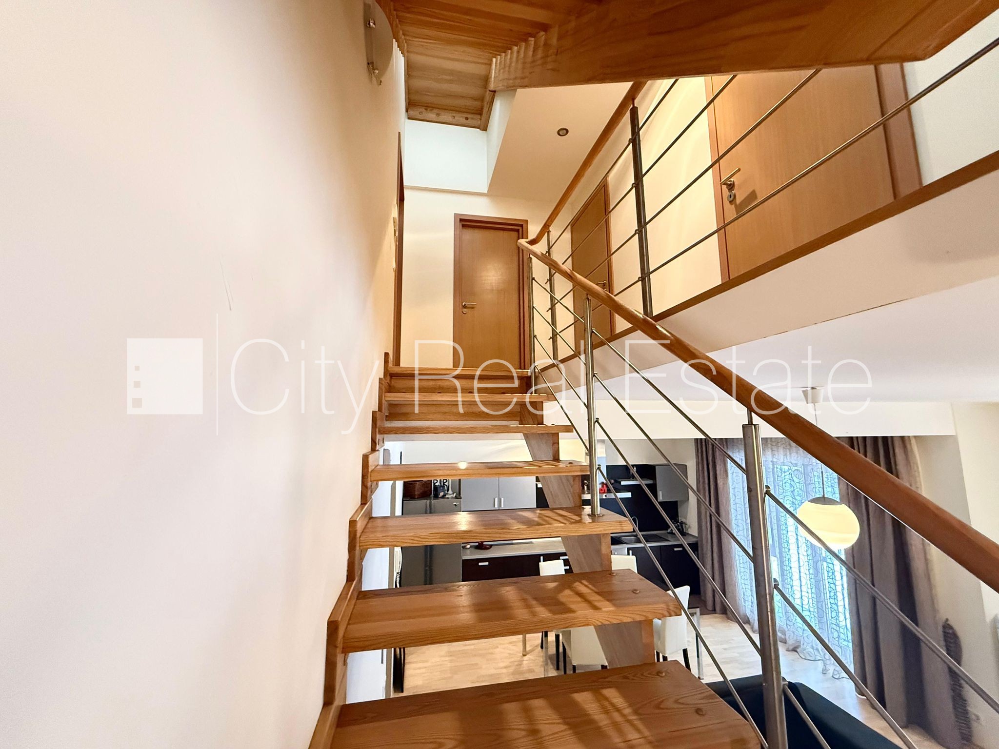 Объявление. Рядный дом, новостройка, благоустроенная озеленённая территория, благоустроенный озеленённый двор, Цена: 2500 EUR/мес. Foto #4