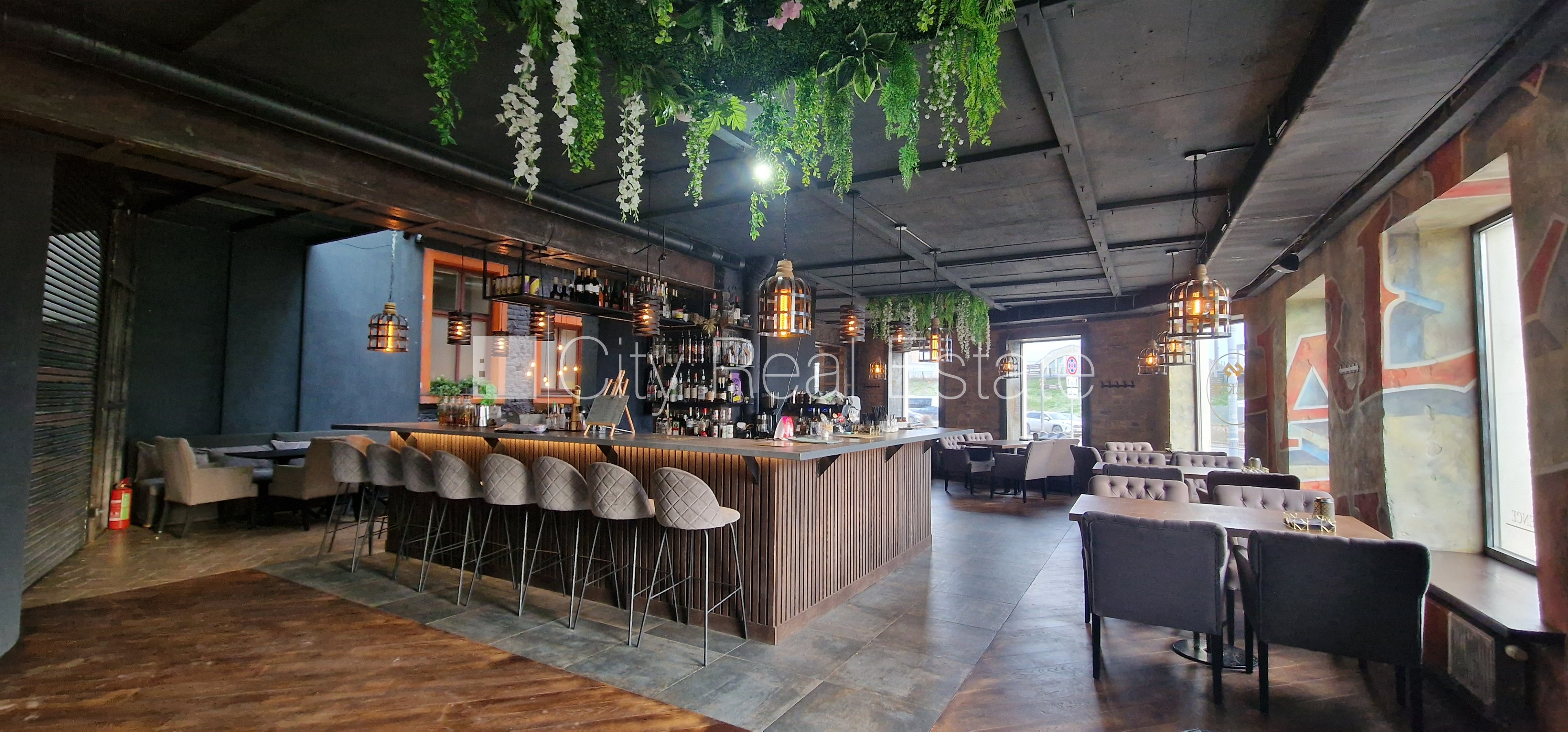 Sludinājumi. Zeme īpašumā, fasādes māja, pagrabstāvā pieejama noliktava, ieeja no ielas un pagalma, ir kravas Cena: 210000 EUR Foto #17