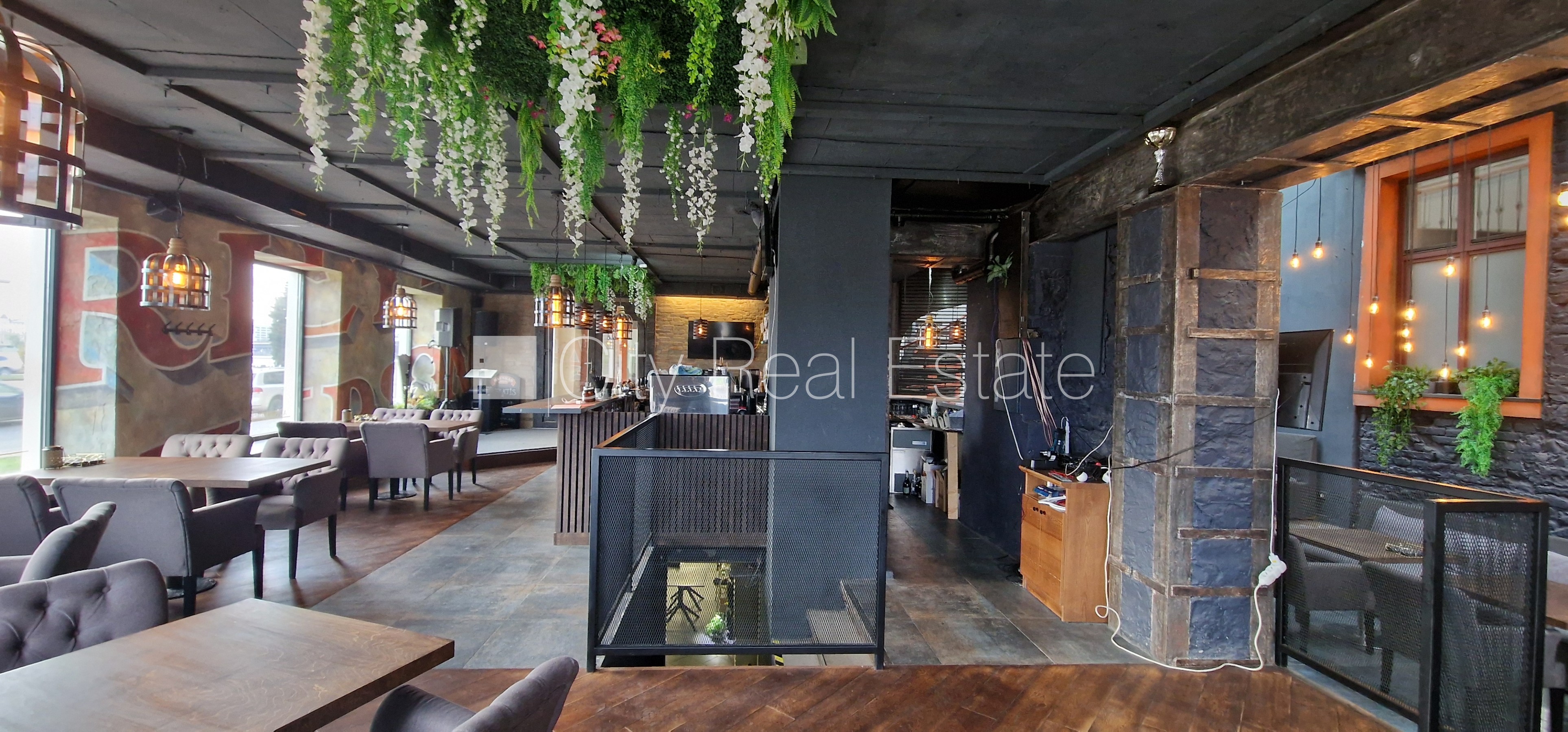 Sludinājumi. Zeme īpašumā, fasādes māja, pagrabstāvā pieejama noliktava, ieeja no ielas un pagalma, ir kravas Cena: 210000 EUR Foto #13