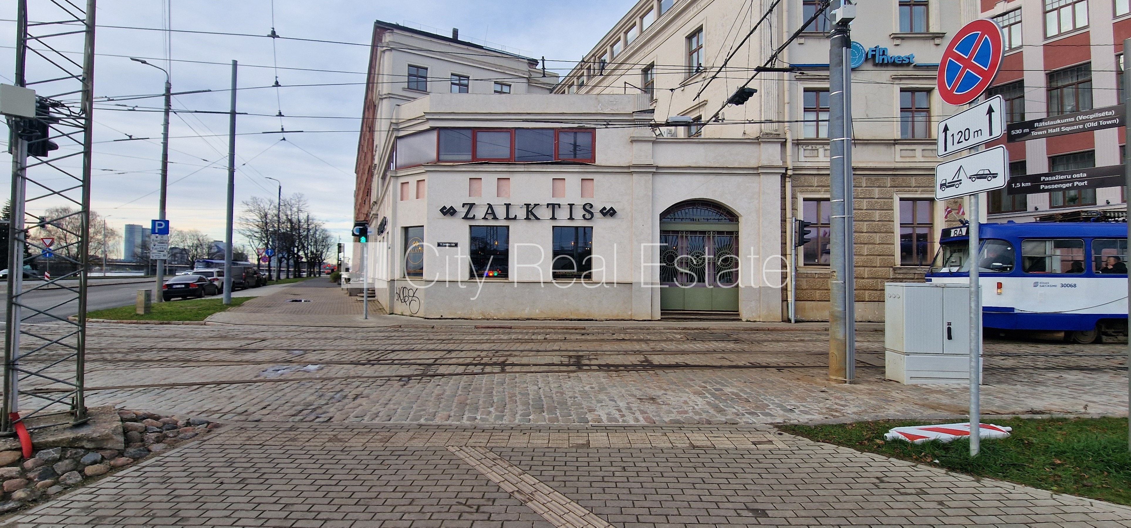 Sludinājumi. Zeme īpašumā, fasādes māja, pagrabstāvā pieejama noliktava, ieeja no ielas un pagalma, ir kravas Cena: 210000 EUR Foto #4