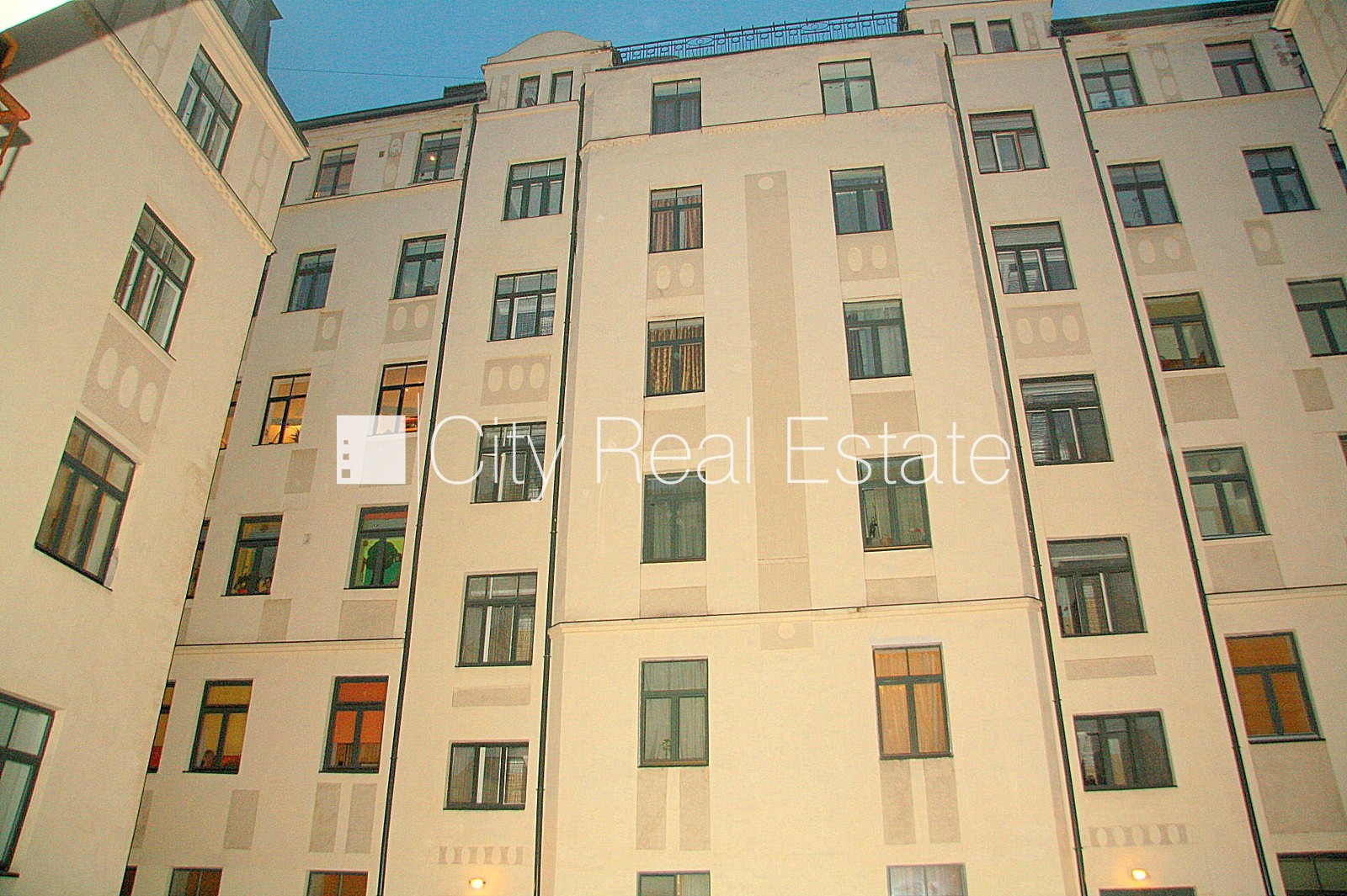 Объявление. Реновированный дом, благоустроенный озеленённый двор, закрытый двор, лифт, изолированные комнаты 2 Цена: 700 EUR/мес. Foto #20