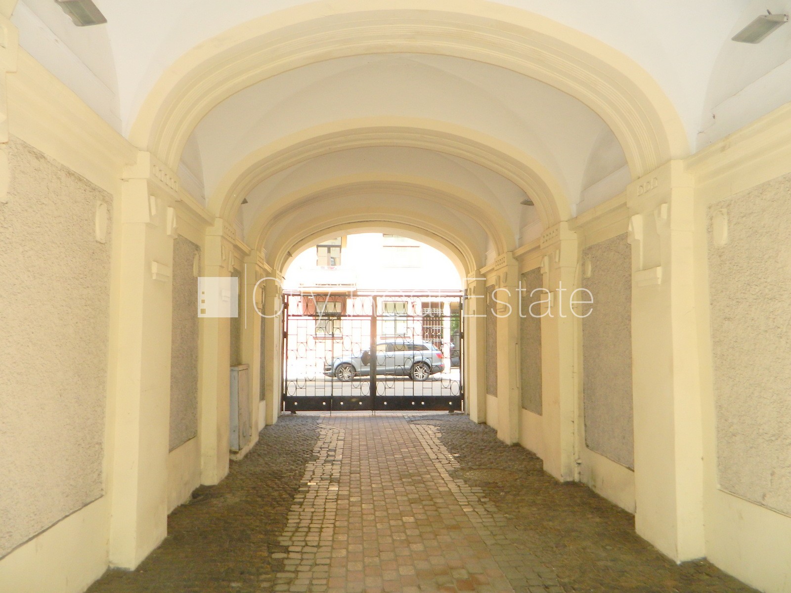 Sludinājumi. Fasādes māja, renovēta māja, slēgts pagalms, kāpņu telpa pēc kosmētiskā remonta, istabas izolētas 2 Cena: 650 EUR/mēn Foto #19