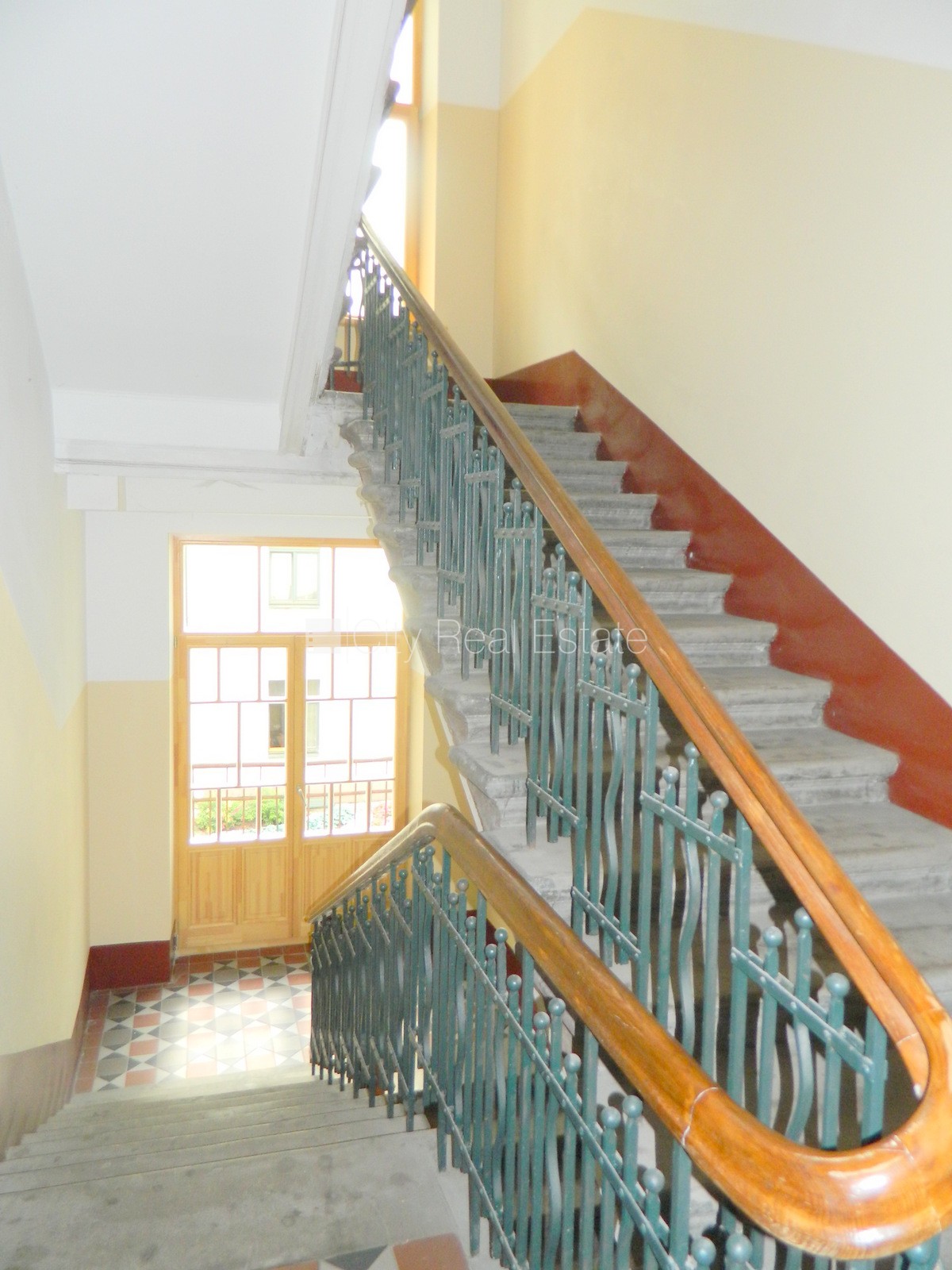 Sludinājumi. Fasādes māja, renovēta māja, slēgts pagalms, kāpņu telpa pēc kosmētiskā remonta, istabas izolētas 2 Cena: 650 EUR/mēn Foto #16