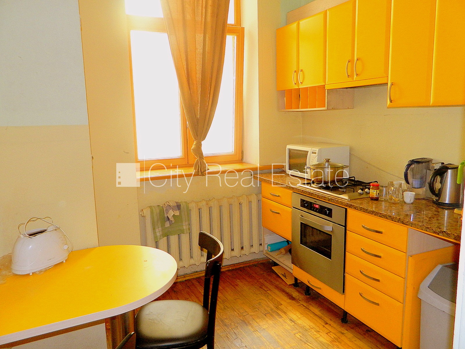 Sludinājumi. Fasādes māja, renovēta māja, slēgts pagalms, kāpņu telpa pēc kosmētiskā remonta, istabas izolētas 2 Cena: 650 EUR/mēn Foto #8