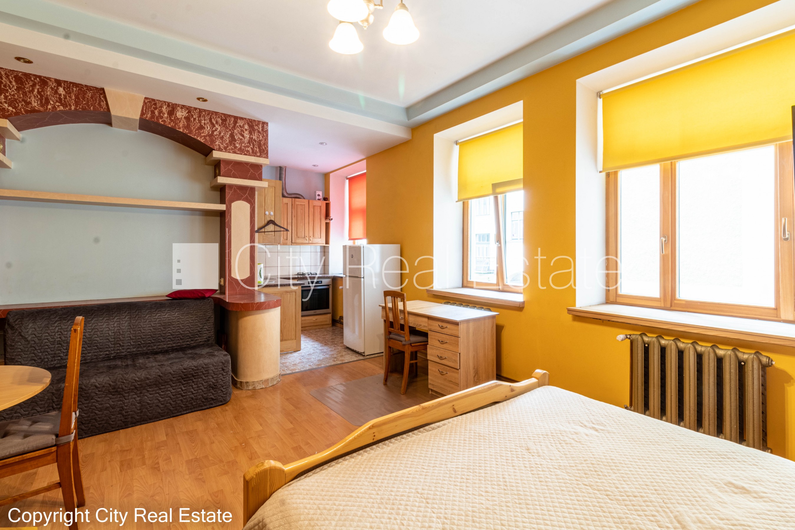 Объявление. Дом во дворе, реновированный дом, закрытый двор, вход со двора, лифт, лестничная клетка после Цена: 630 EUR/мес. Foto #3