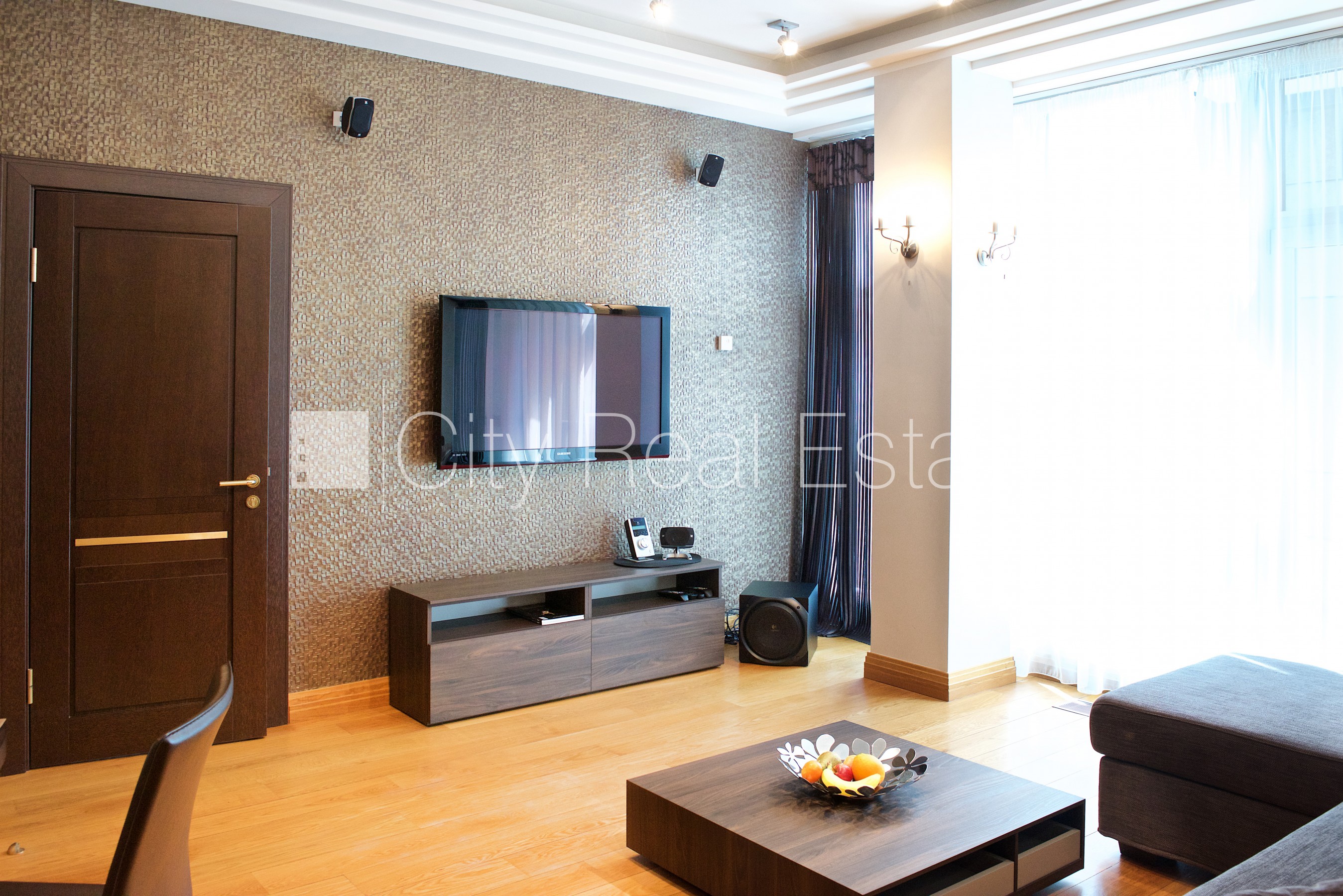 Sludinājumi. Projekts - Vaļņu 4, fasādes māja, slēgts pagalms, ieeja no ielas, luksuss apartamenti , lodžija, Cena: 450000 EUR Foto #2