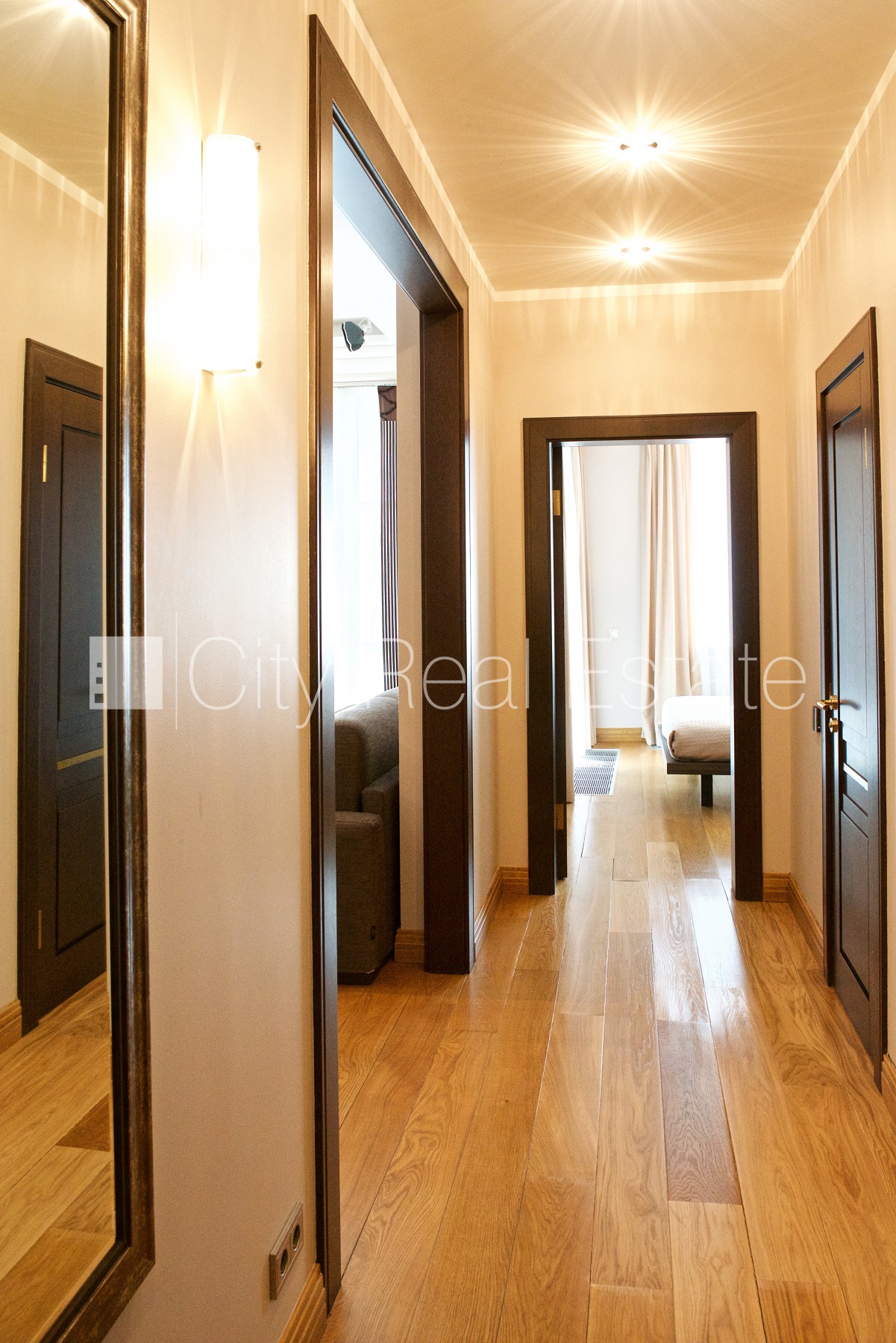 Sludinājumi. Projekts - Vaļņu 4, fasādes māja, slēgts pagalms, ieeja no ielas, luksuss apartamenti , lodžija, Cena: 450000 EUR Foto #13