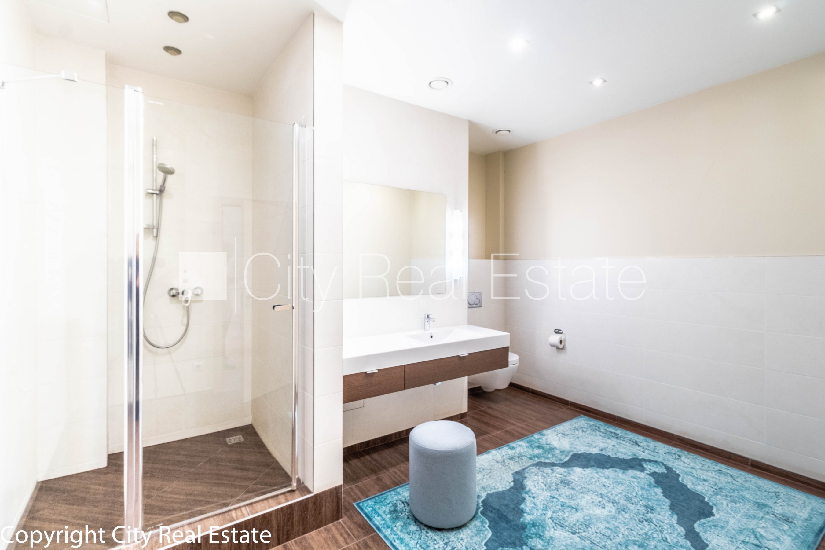 Sludinājumi. Projekts - Rīdzenes Rezidence, fasādes māja, bruģēts piebraucamais ceļš, vieta automašīnai, pazemes Cena: 495000 EUR Foto #14