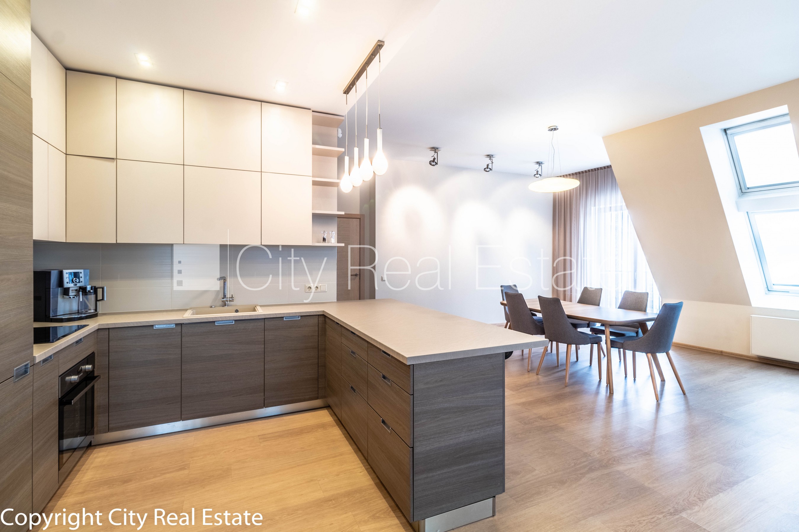 Sludinājumi. Projekts - Rīdzenes Rezidence, fasādes māja, bruģēts piebraucamais ceļš, vieta automašīnai, pazemes Cena: 495000 EUR Foto #4