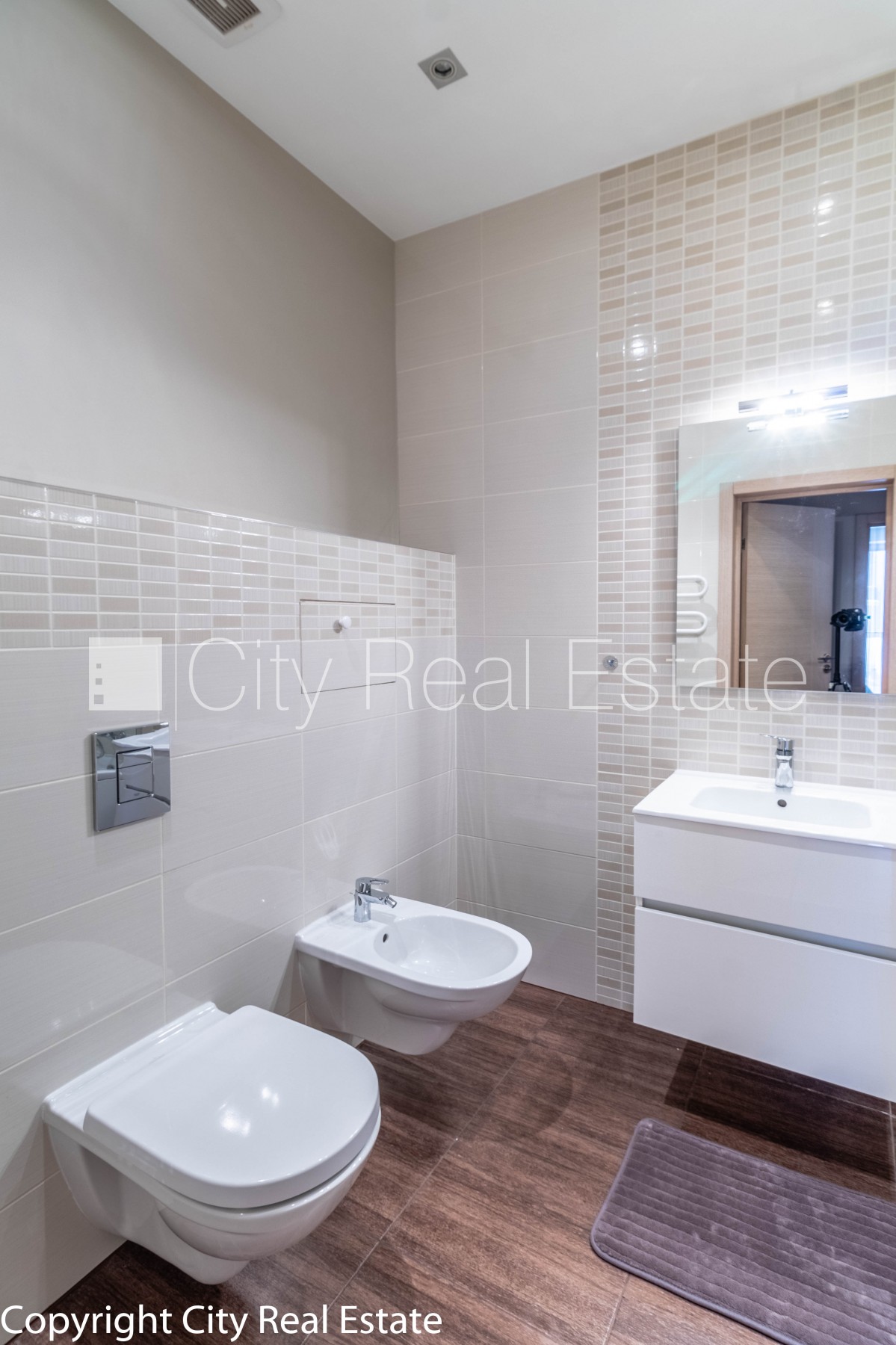 Sludinājumi. Projekts - Rīdzenes Rezidence, fasādes māja, bruģēts piebraucamais ceļš, vieta automašīnai, pazemes Cena: 495000 EUR Foto #21