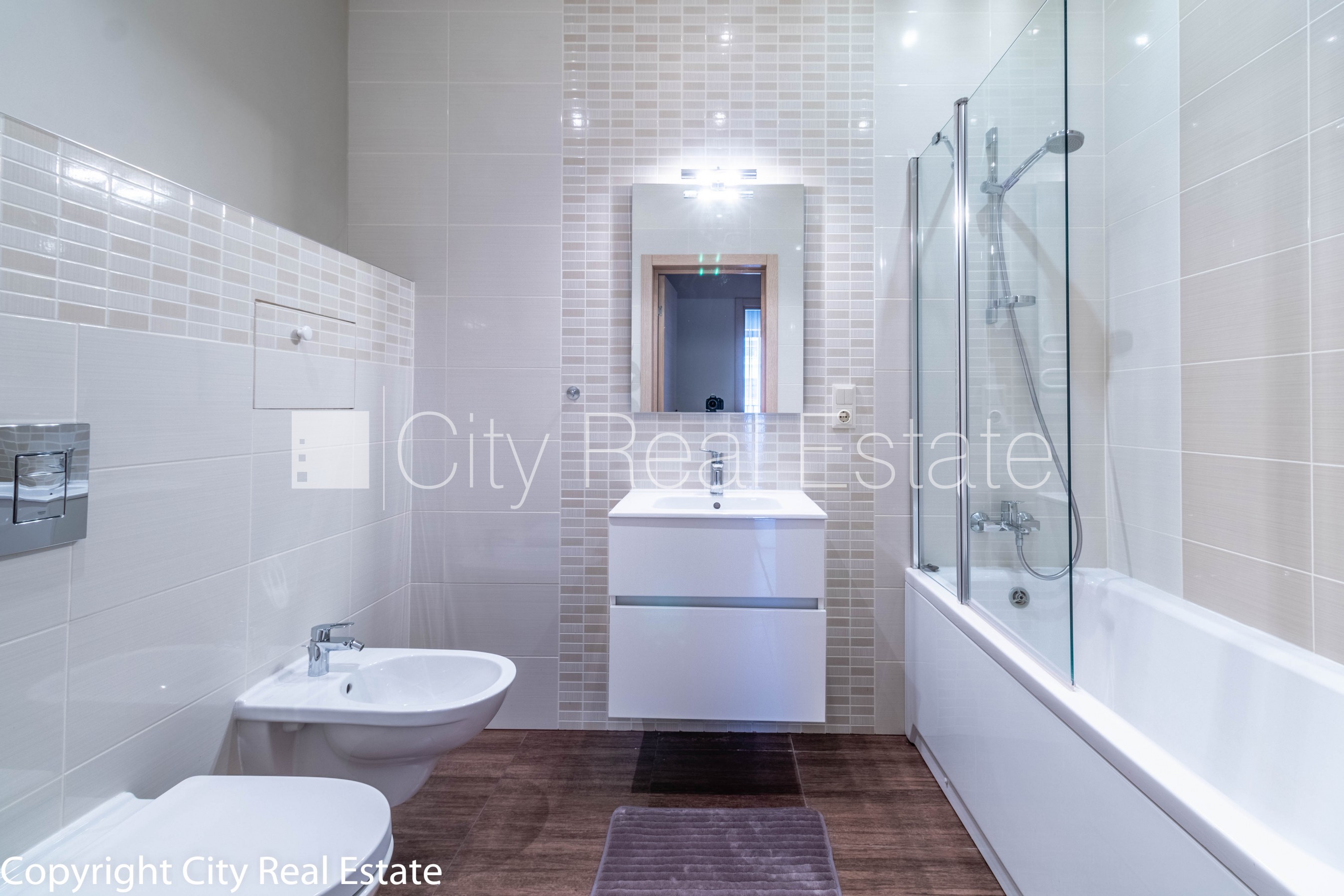 Sludinājumi. Projekts - Rīdzenes Rezidence, fasādes māja, bruģēts piebraucamais ceļš, vieta automašīnai, pazemes Cena: 495000 EUR Foto #18