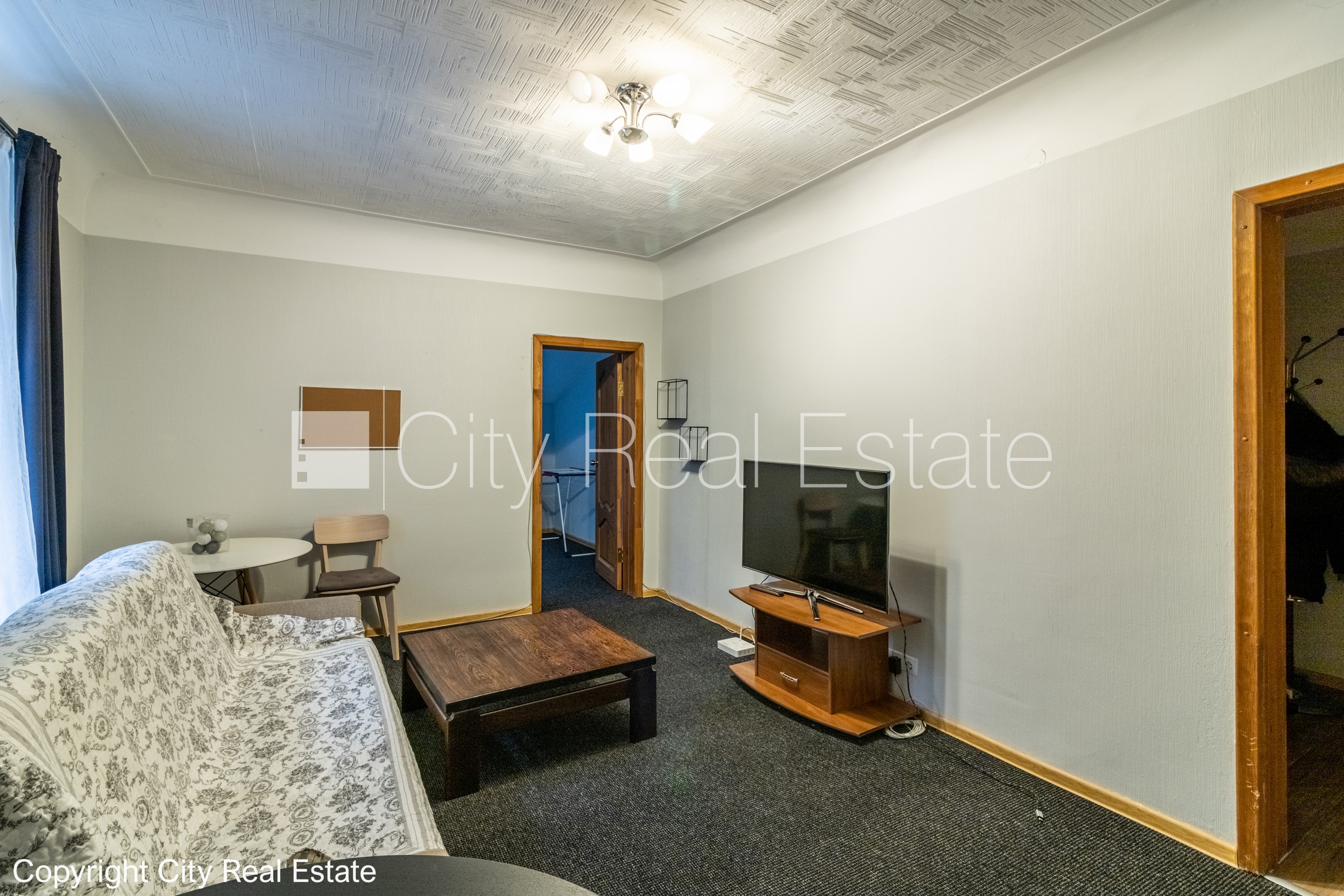 Sludinājumi. Šo dzīvokli izīrē pa diennaktīm (īstermiņa īre), īres cena sludinājumā norādīta par vienu diennakts Cena: 45 EUR/mēn Foto #4