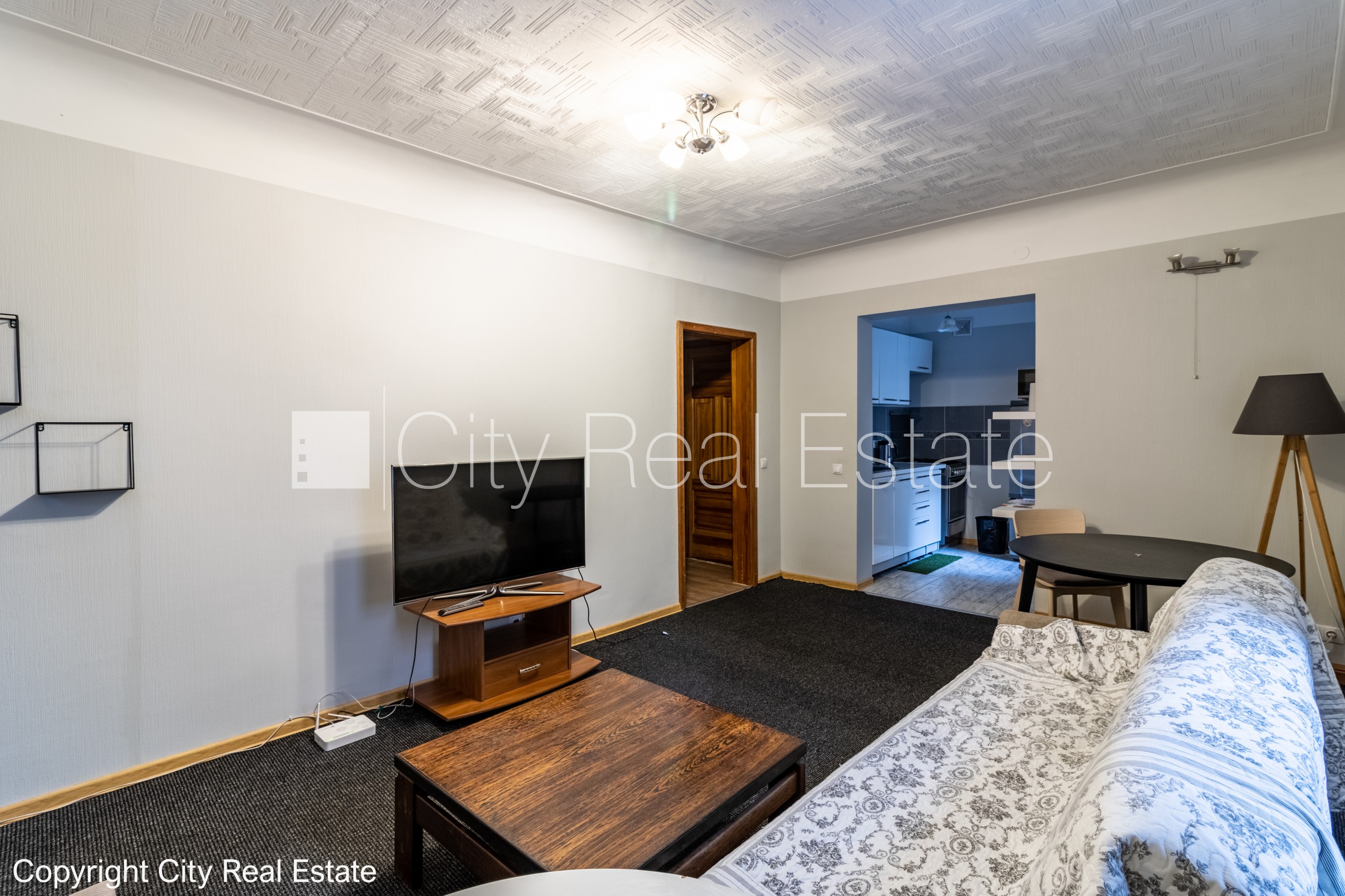 Sludinājumi. Šo dzīvokli izīrē pa diennaktīm (īstermiņa īre), īres cena sludinājumā norādīta par vienu diennakts Cena: 45 EUR/mēn Foto #6