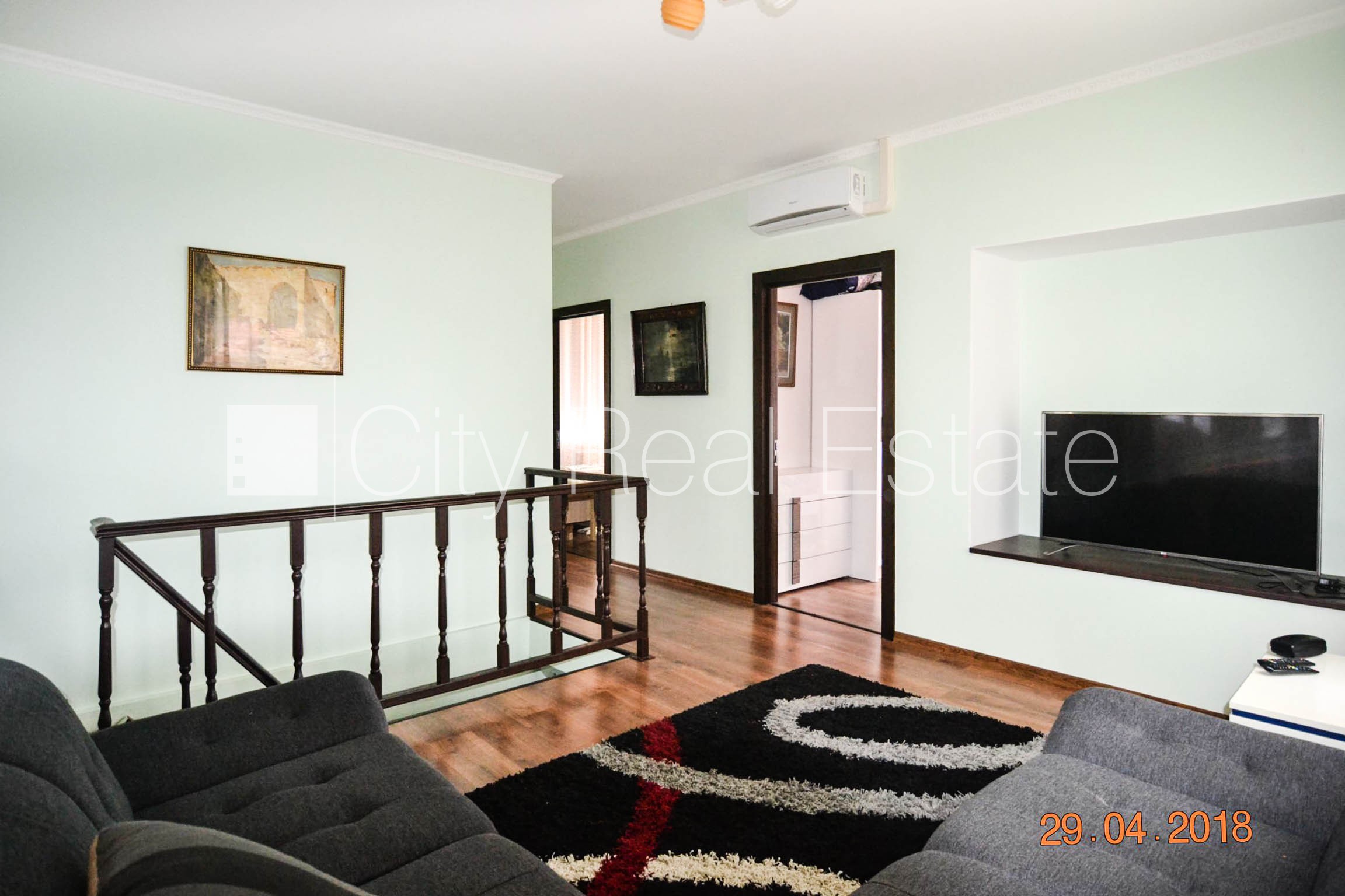 Sludinājumi. Zeme īpašumā, privātmāja, jaunceltne, mainīts Jumta segums, labiekārtots apzaļumots pagalms, Cena: 225000 EUR Foto #4