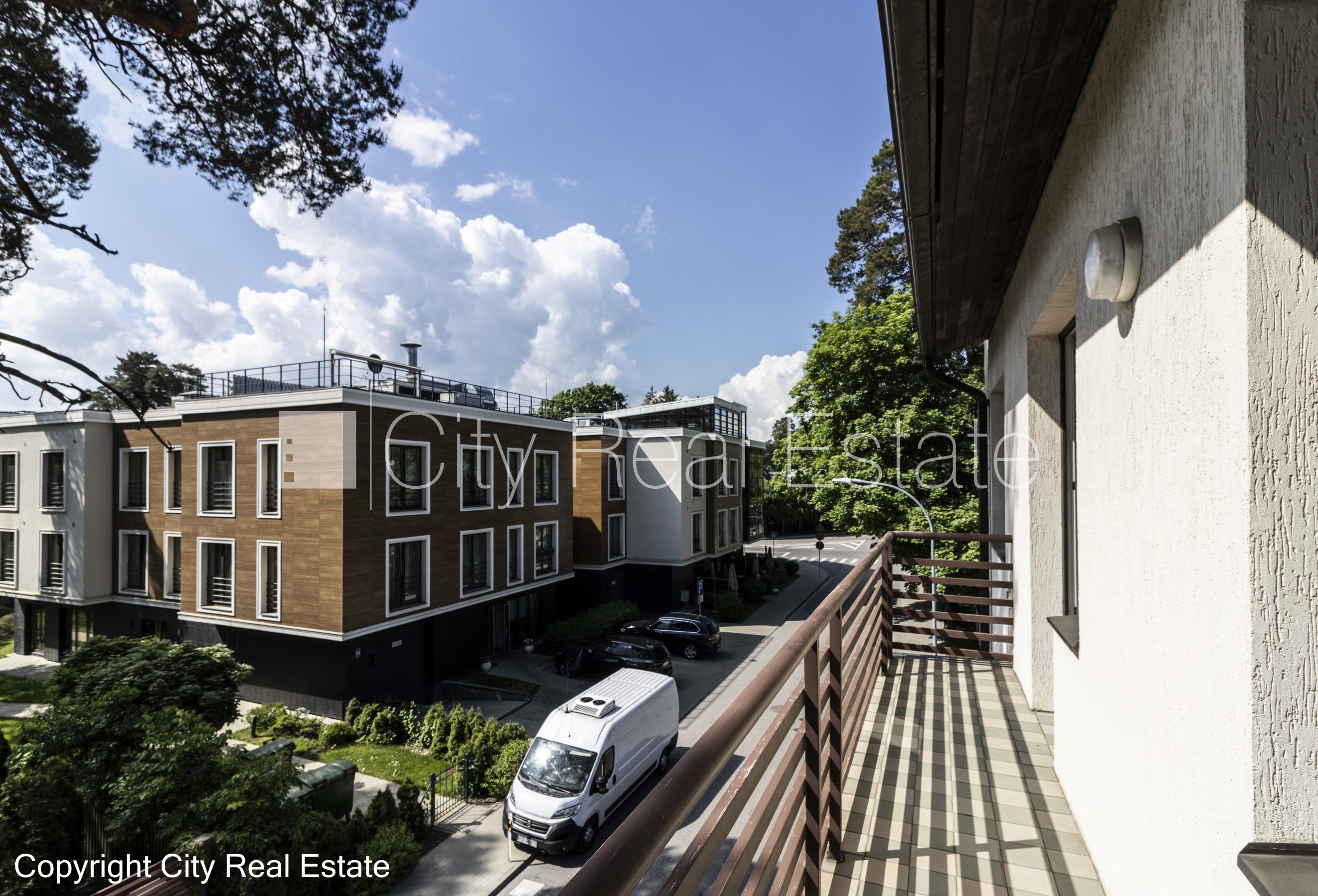 Sludinājumi. Jaunceltne, teritorijas iebrauktuves vārti aprīkoti ar automatizētu atvēršanās un aizvēršanās Cena: 1700 EUR/mēn Foto #15