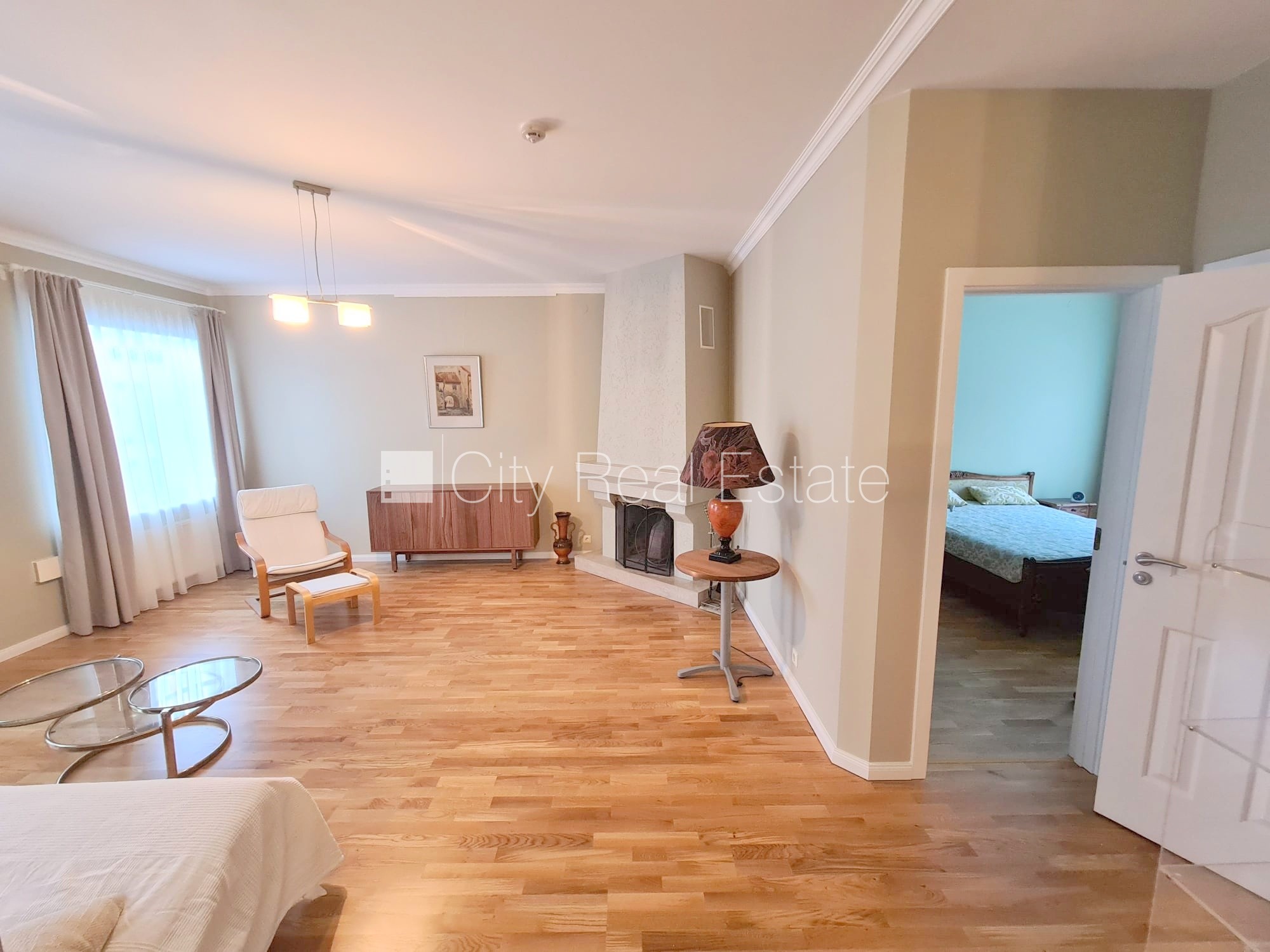 Sludinājumi. Jaunceltne, teritorijas iebrauktuves vārti aprīkoti ar automatizētu atvēršanās un aizvēršanās Cena: 1700 EUR/mēn Foto #6