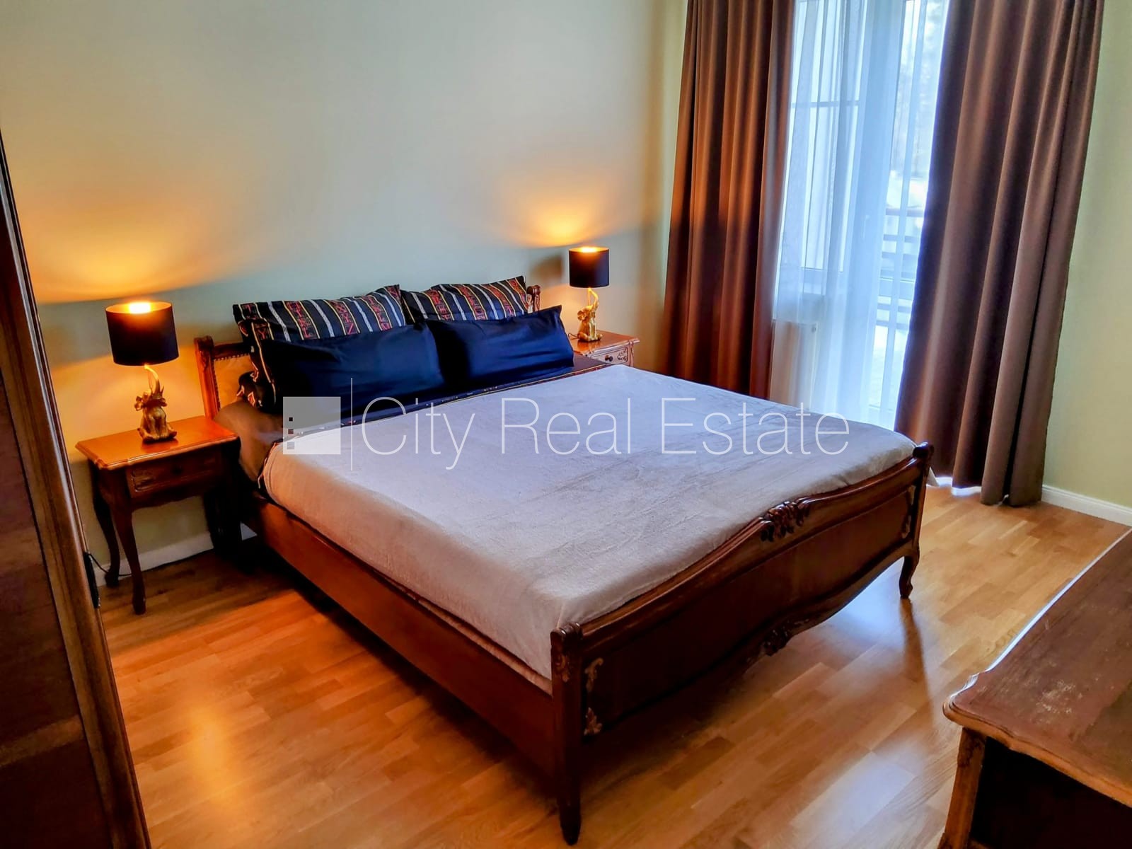 Sludinājumi. Jaunceltne, teritorijas iebrauktuves vārti aprīkoti ar automatizētu atvēršanās un aizvēršanās Cena: 1700 EUR/mēn Foto #4