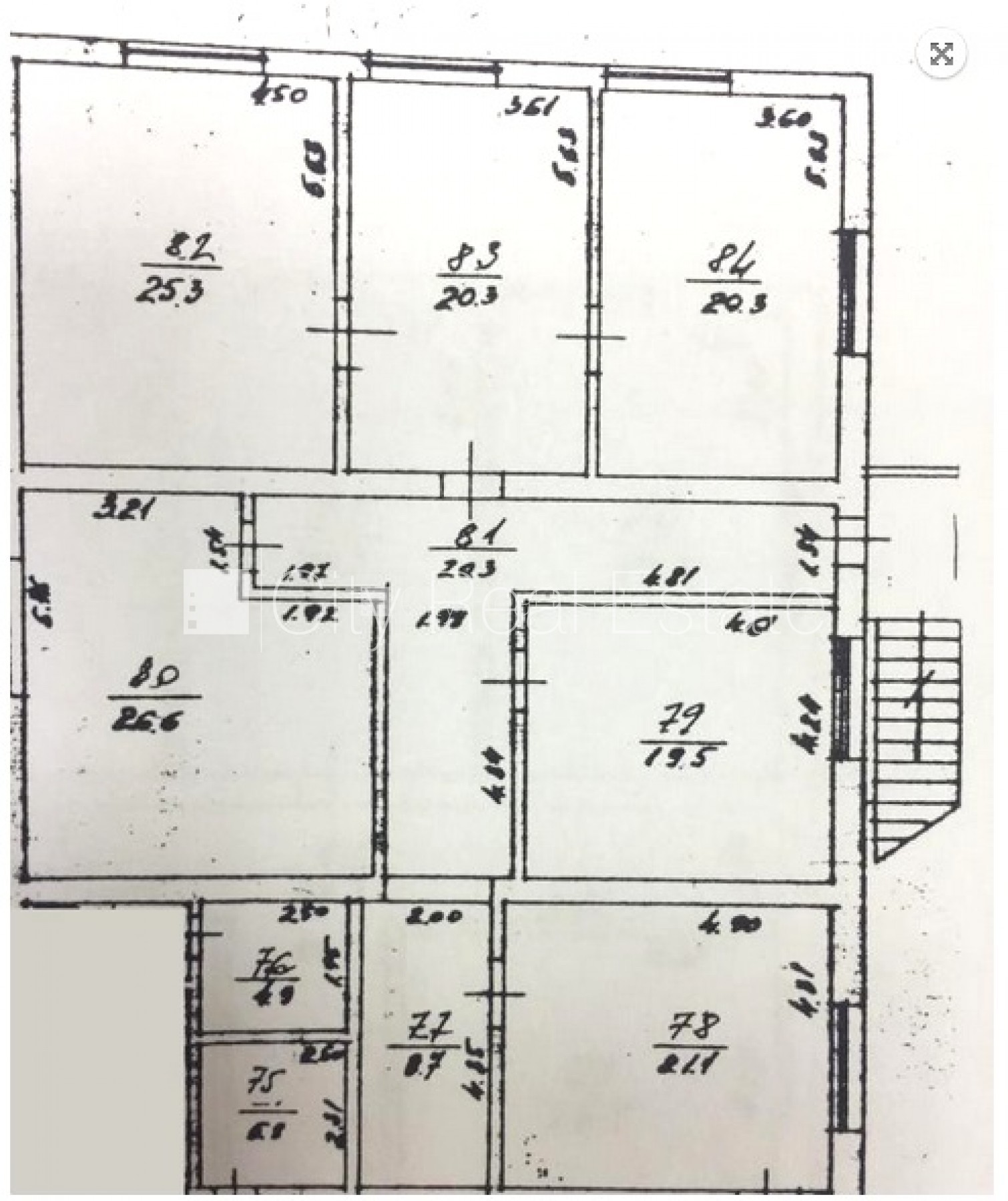 Sludinājumi. Slēgta teritorija, iežogota teritorija ar betona paneļu sētu, iebrauktuves vārtu augstums 4 m, Cena: 1673 EUR/mēn Foto #5