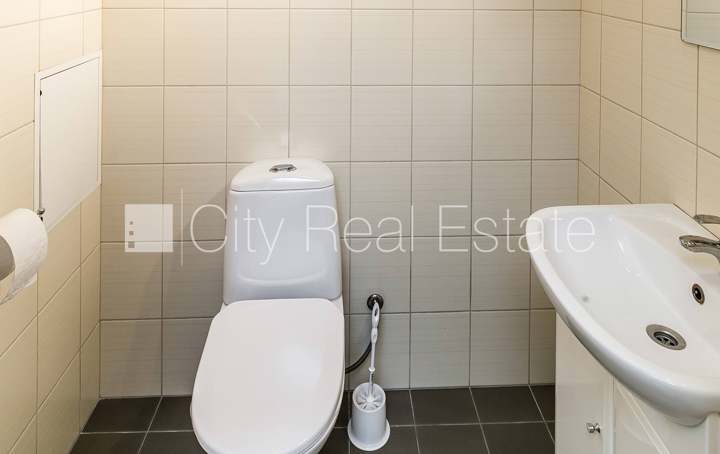 Sludinājumi. Projekts - Ģertrūdes 66, fasādes māja, ieeja no ielas, ir lifts, balkons, logi vērsti uz ielas Cena: 900 EUR/mēn Foto #8