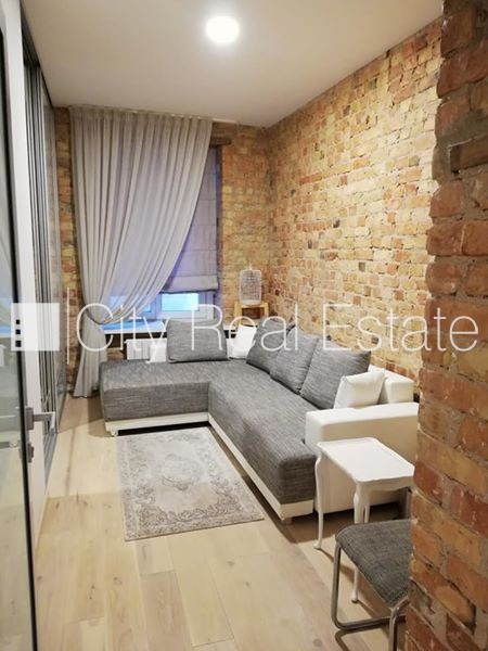 Sludinājumi. Projekts - Strēlnieku 13, pagalma ēka, renovēta māja, ieeja no ielas, kāpņu telpa pēc kapitālā Cena: 970 EUR/mēn Foto #22