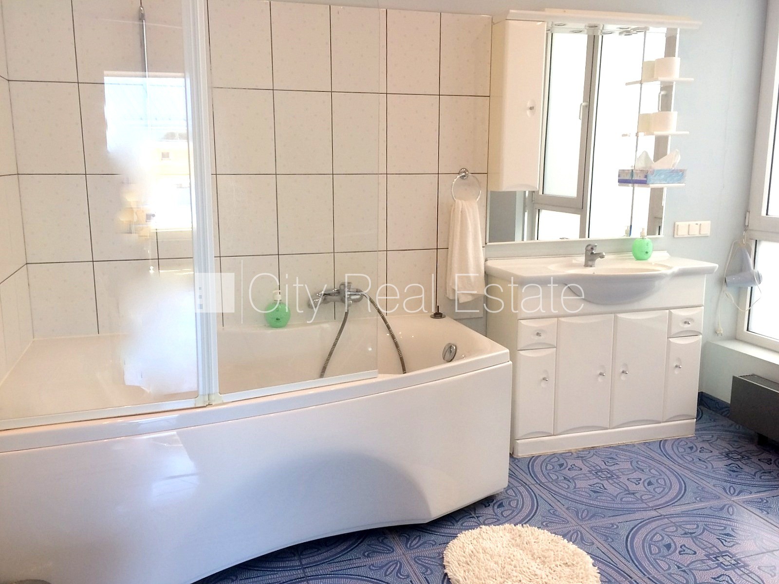 Sludinājumi. Projekts - Centra Nams, jaunceltne, labiekārtota apzaļumota teritorija, slēgts pagalms, iespēja Cena: 290000 EUR Foto #14